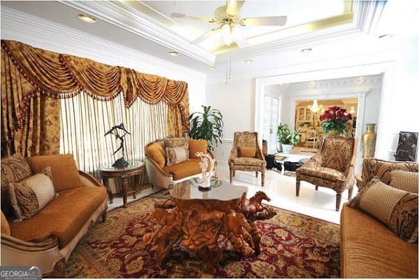 9 bedroom, 6 bathroom, 20,000 sq ft single family residence for sale at 170 Howard Oaks Drive, Macon, GA 31210 — photo 10