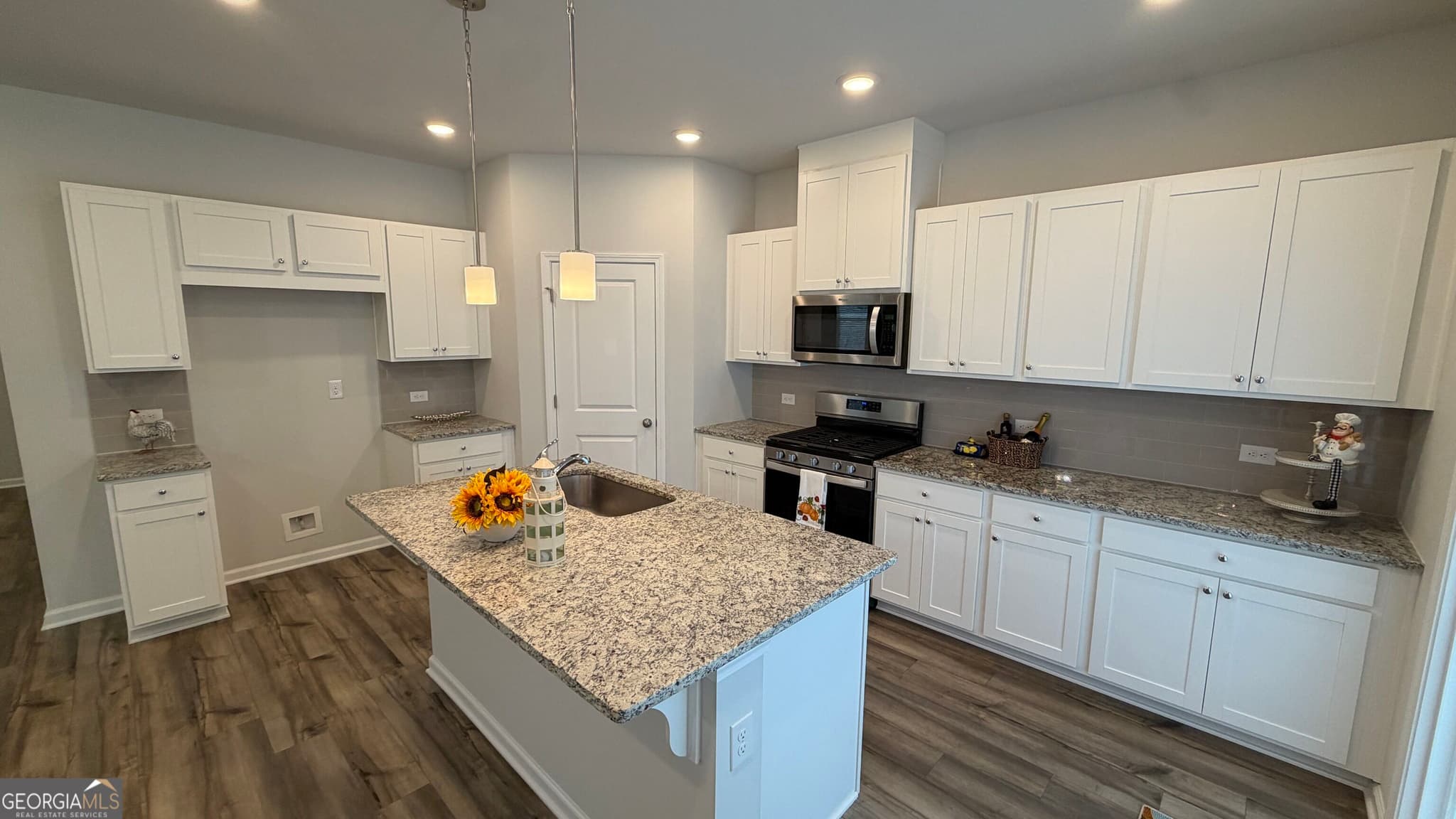 5 bedroom, 3 bathroom, 2,540 sq ft single family residence for sale at 1899 Ecoland Drive, Grayson, GA 30017 — photo 8