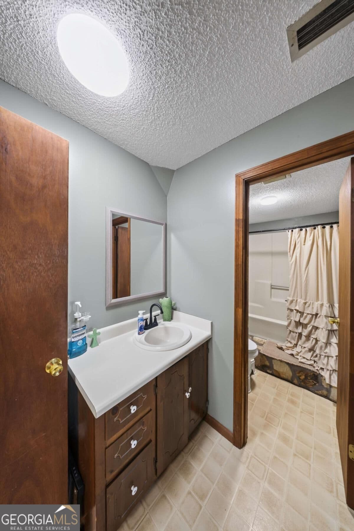 2 bedroom, 2 bathroom single family residence for sale at 5236 David Drive, Lake Park, GA 31636 — photo 9