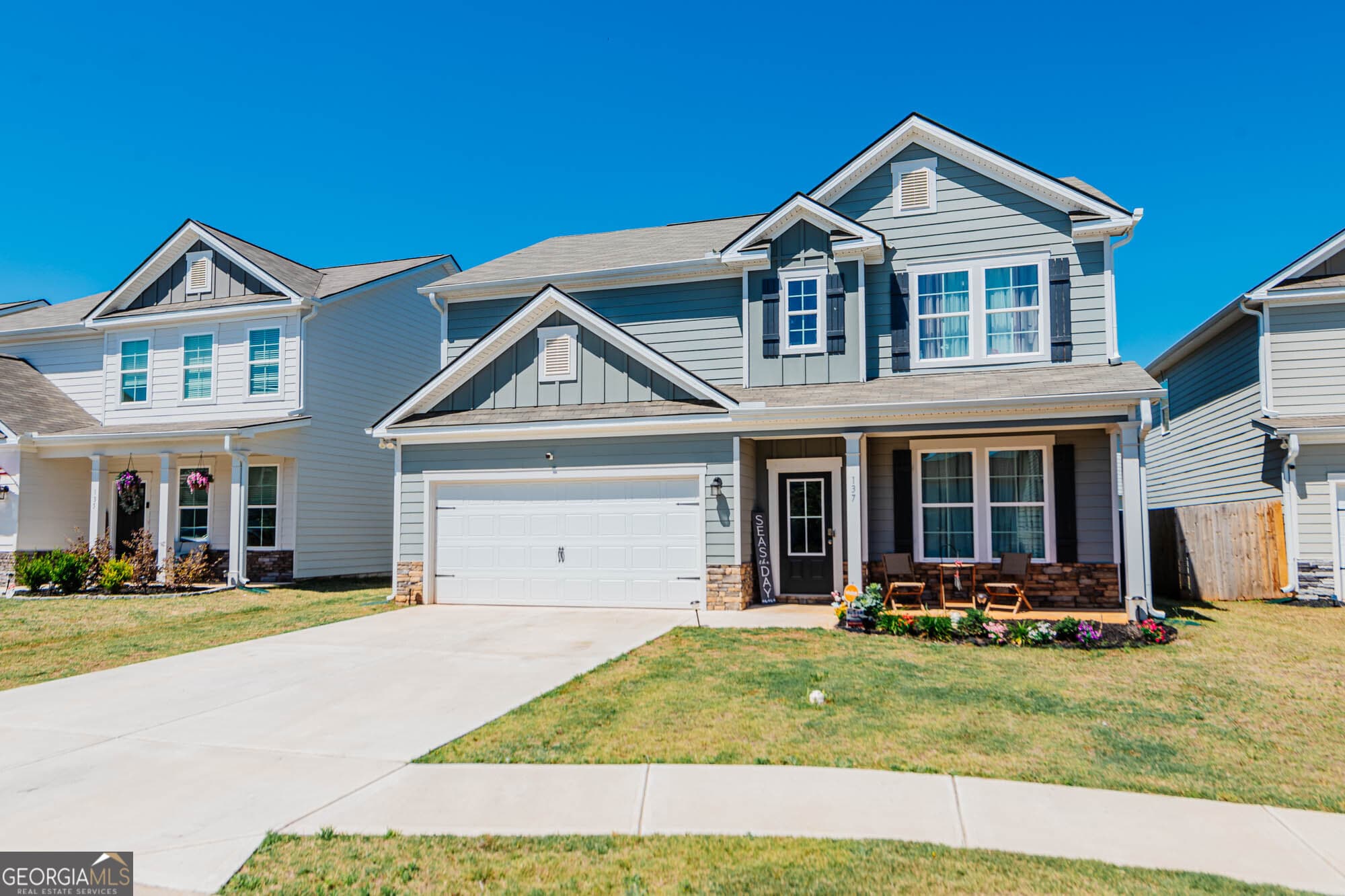 5 bedroom, 3 bathroom, 2,342 sq ft single family residence for sale at 137 Red Birch Lane, Warner Robins, GA 31093 — photo 2
