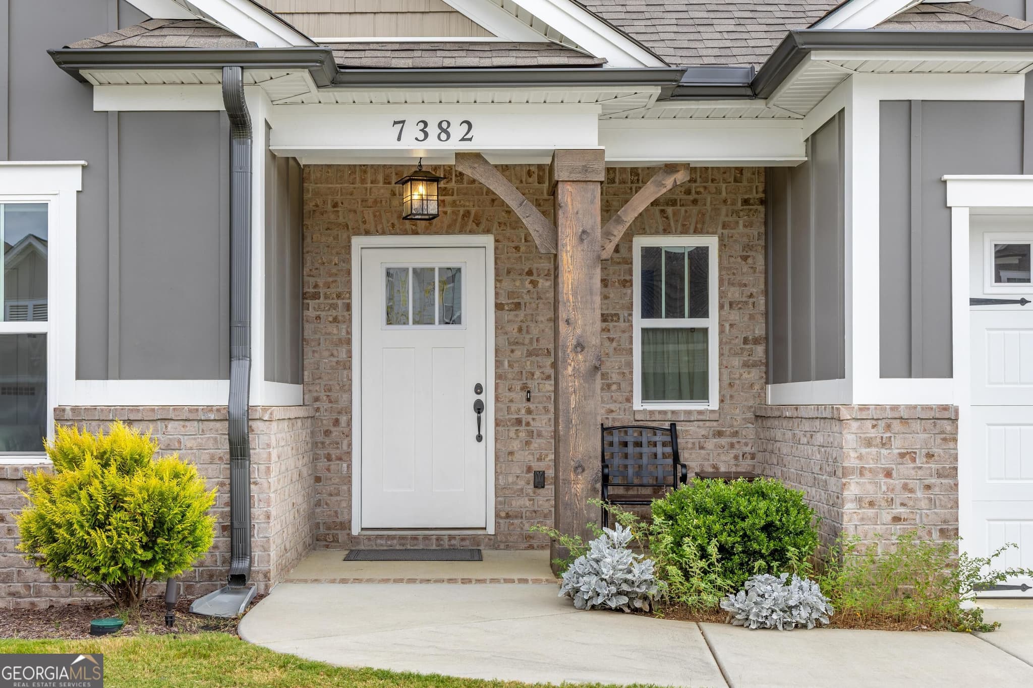 3 bedroom, 2 bathroom, 1,952 sq ft single family residence for sale at 7382 Dividing Way, Ooltewah, TN 37363 — photo 3