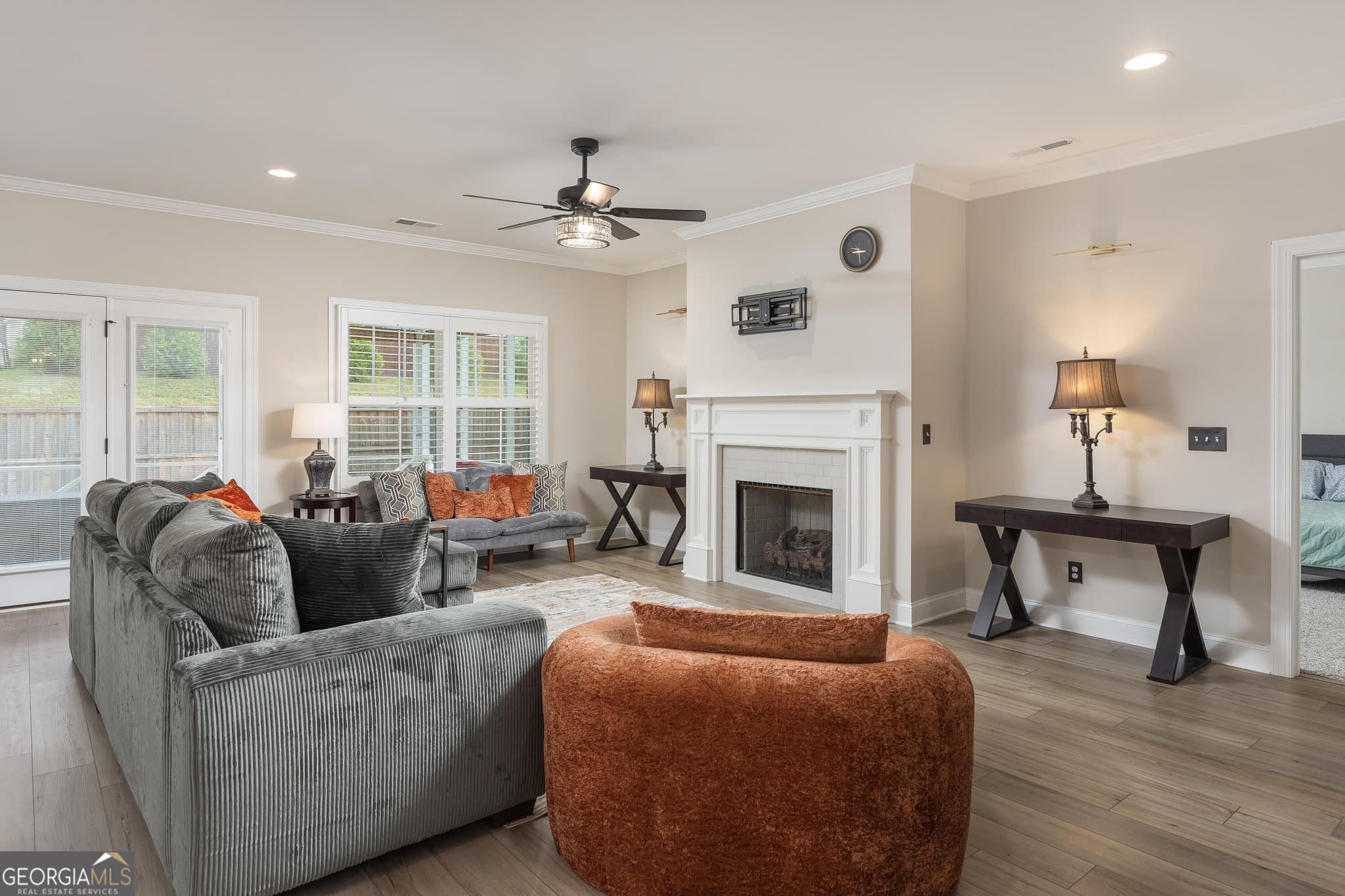 3 bedroom, 2 bathroom, 1,952 sq ft single family residence for sale at 7382 Dividing Way, Ooltewah, TN 37363 — photo 9