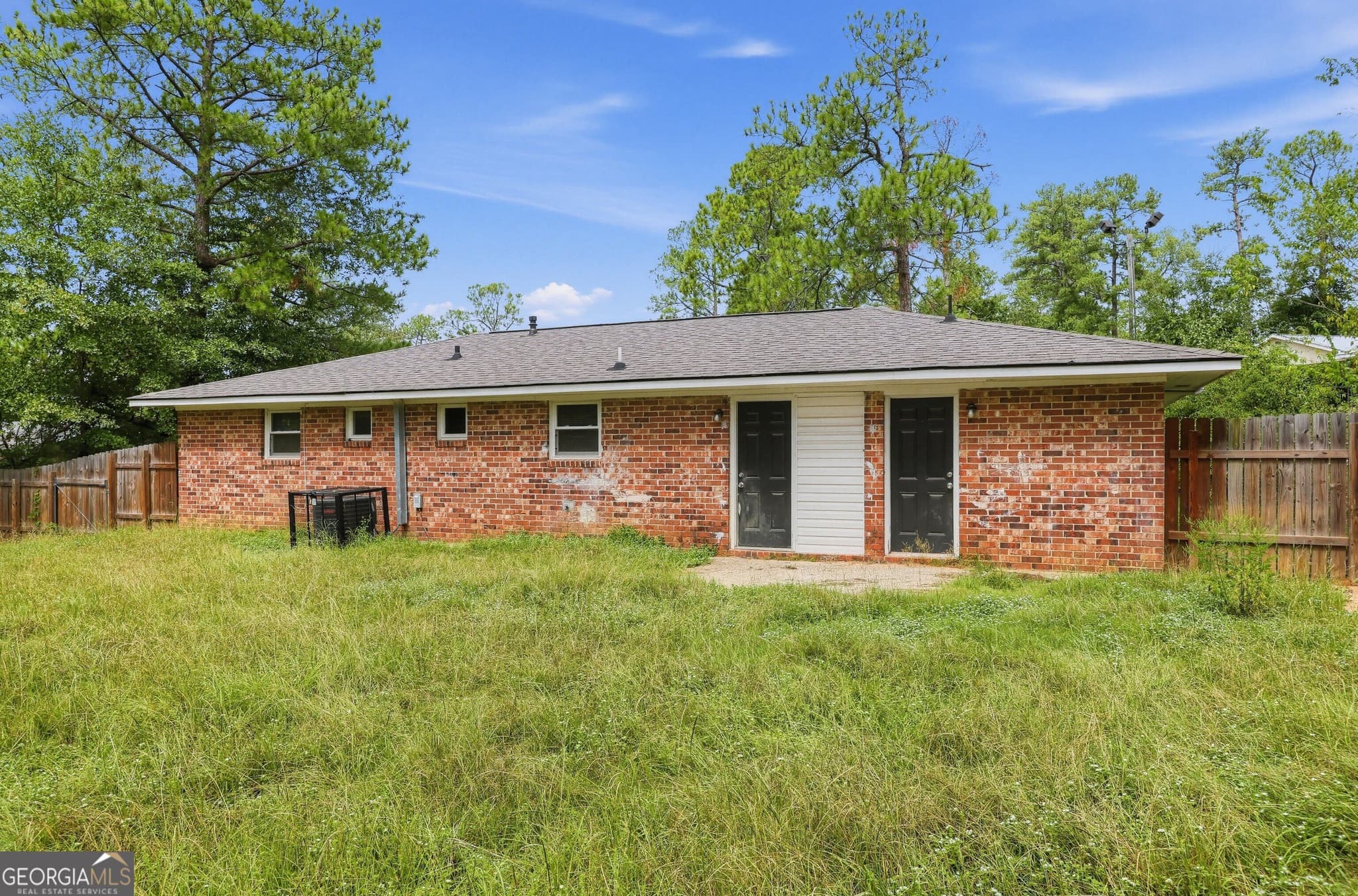 3 bedroom, 1.5 bathroom, 1,112 sq ft single family residence under contract at 2342 Prague Court, Augusta, GA 30906 — photo 3