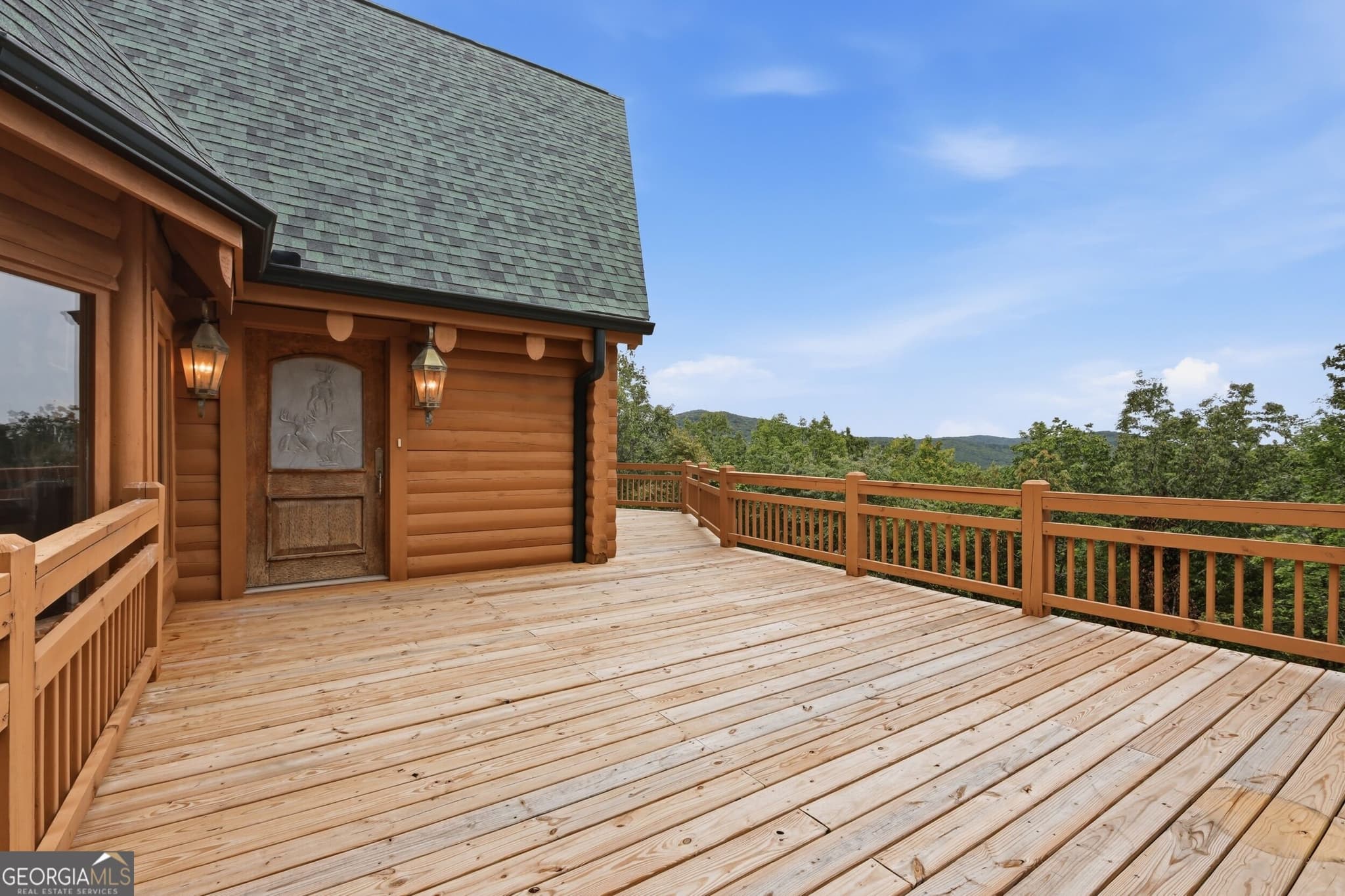 3 bedroom, 3 bathroom, 2,031 sq ft single family residence for sale at 510 Whispering Dale, Clarkesville, GA 30523 — photo 6