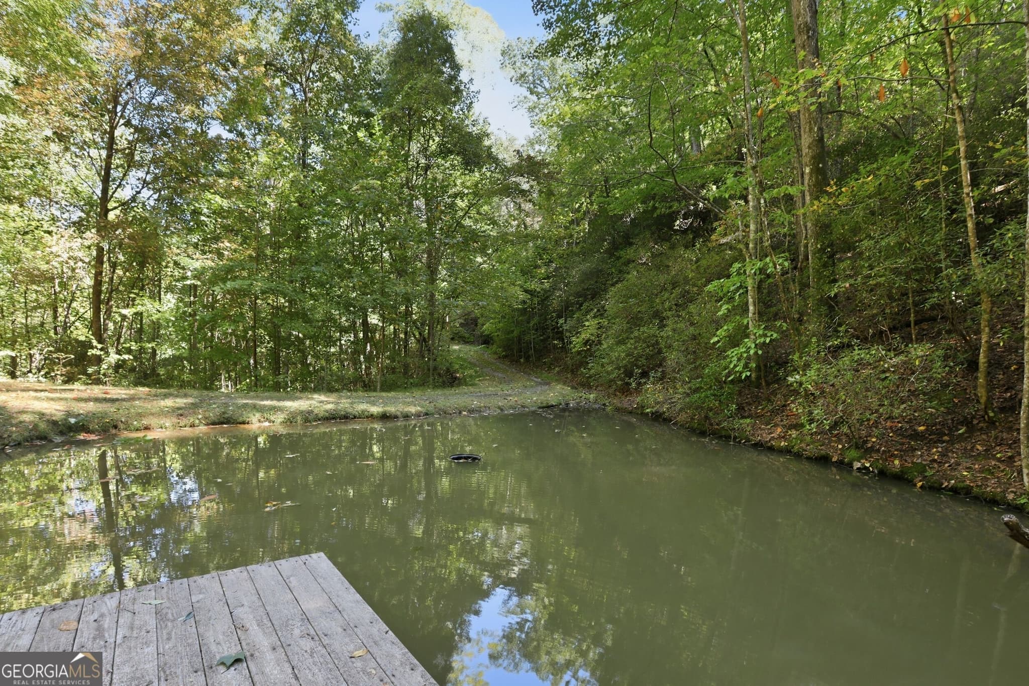 3 bedroom, 3 bathroom, 2,031 sq ft single family residence for sale at 510 Whispering Dale, Clarkesville, GA 30523 — photo 3