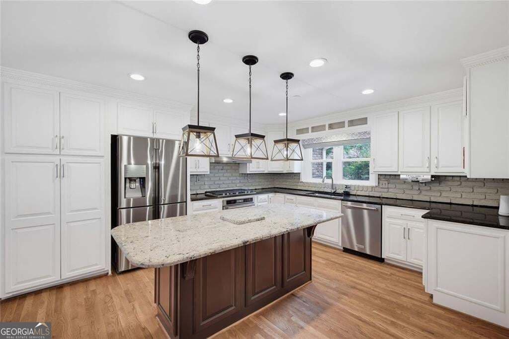5 bedroom, 4.5 bathroom, 5,587 sq ft single family residence for sale at 3696 Wildwood Farms Drive, Peachtree Corners, GA 30096 — photo 4