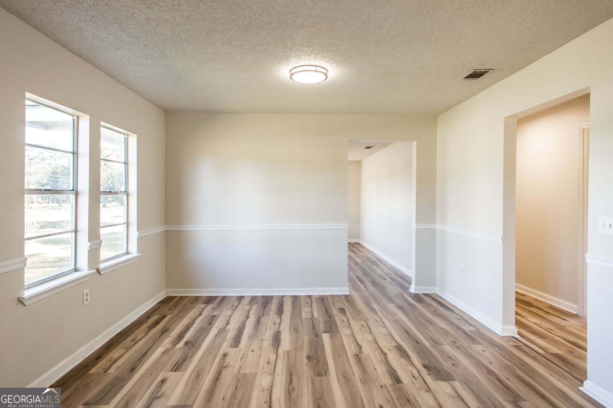 3 bedroom, 2 bathroom, 1,250 sq ft single family residence for sale at 4417 Railroad Avenue, Waycross, GA 31503 — photo 9