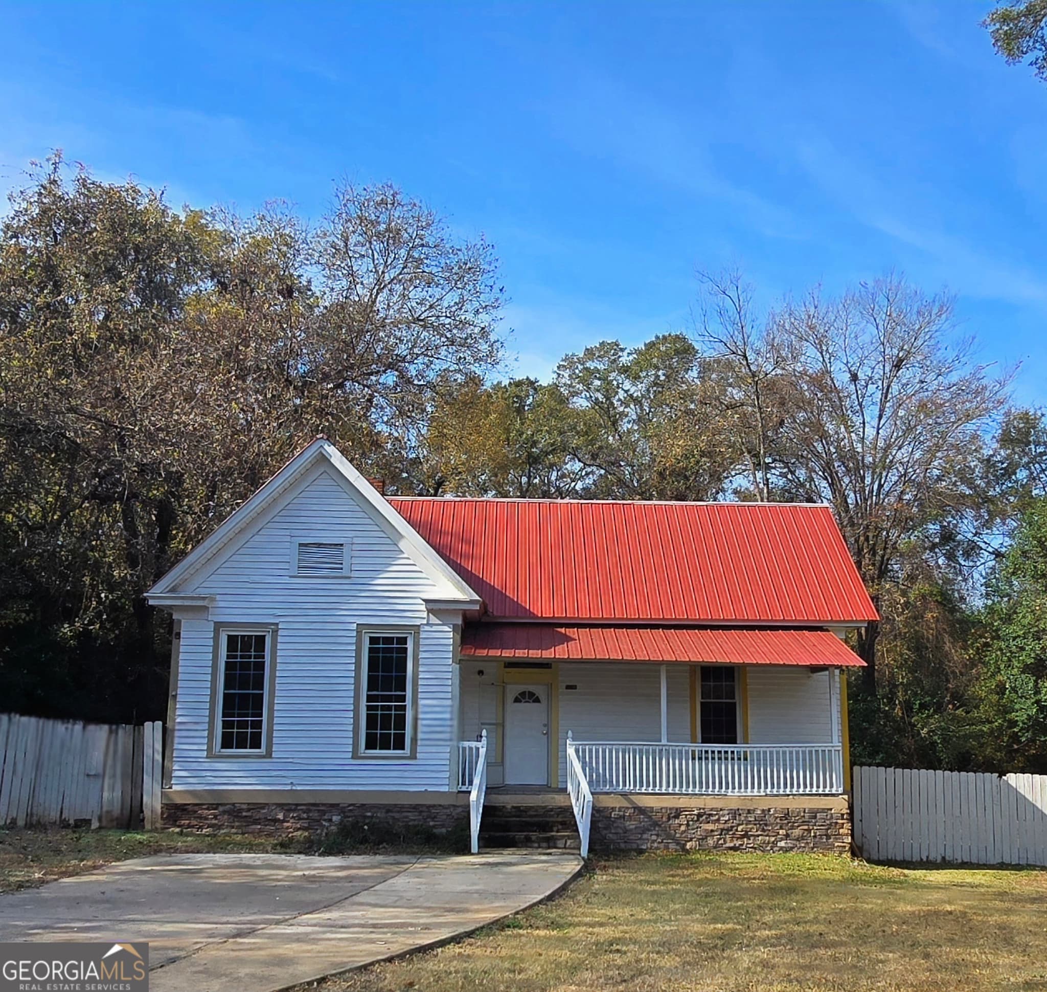 2 bedroom, 1 bathroom, 1,232 sq ft single family residence for sale at 509 Anderson Avenue, Fort Valley, GA 31030 — photo 2