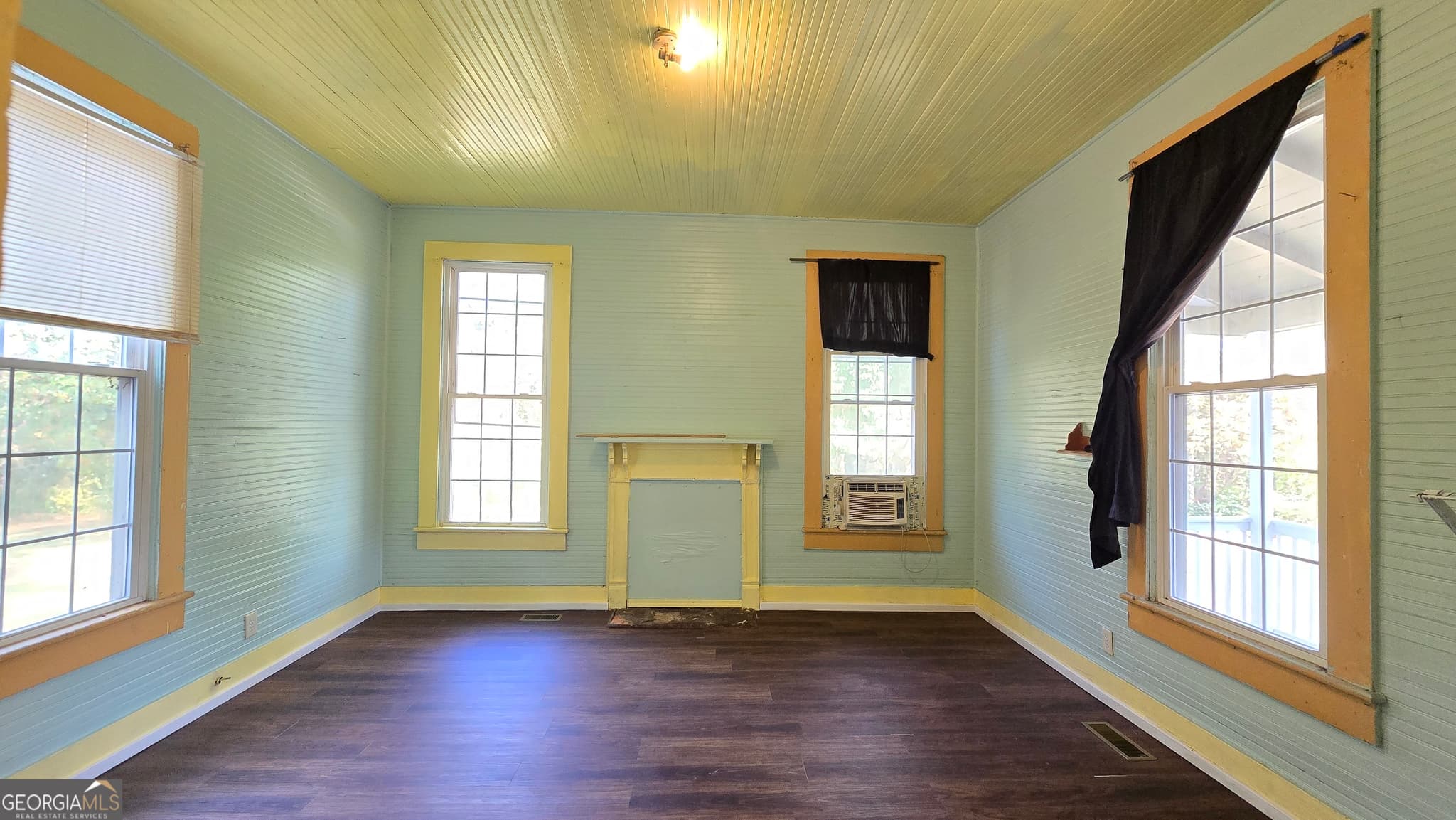 2 bedroom, 1 bathroom, 1,232 sq ft single family residence for sale at 509 Anderson Avenue, Fort Valley, GA 31030 — photo 6