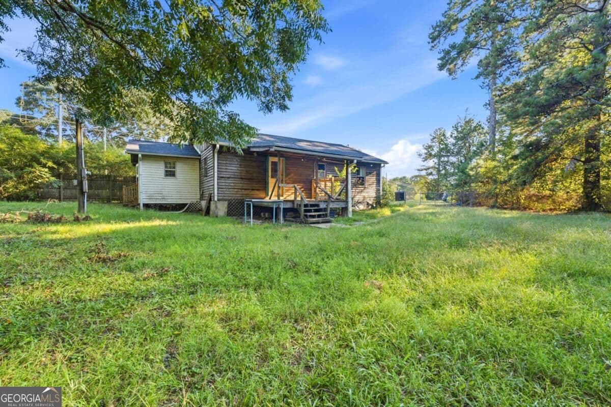 2 bedroom, 2 bathroom, 1,196 sq ft single family residence for sale at 1689 King Mill Road, Mcdonough, GA 30252 — photo 3
