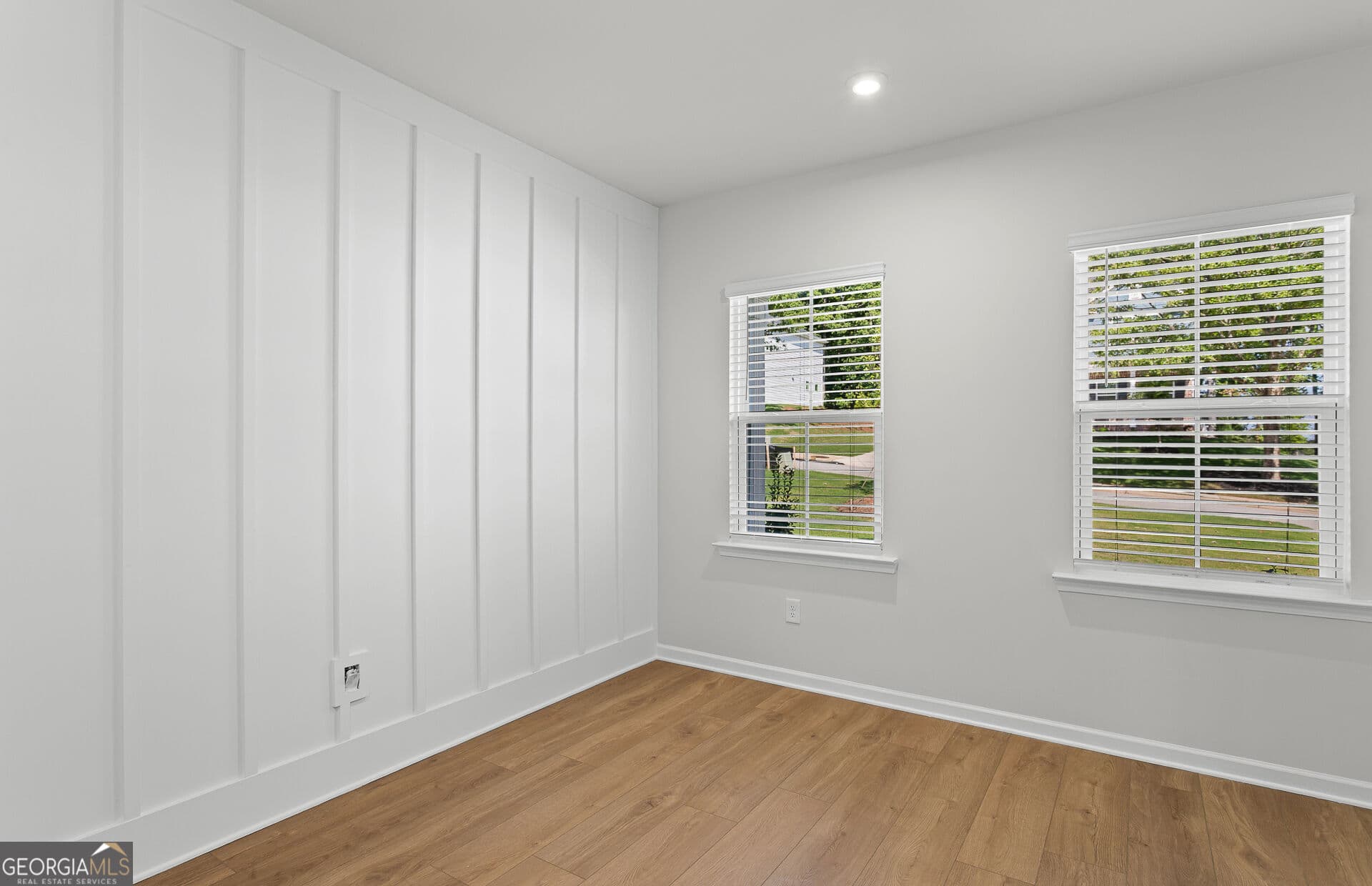 4 bedroom, 2.5 bathroom, 2,649 sq ft single family residence for sale at 728 Mirror Lake Parkway, Villa Rica, GA 30180 — photo 6