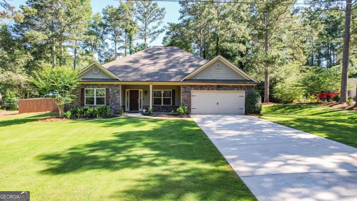 4 bedroom, 3.5 bathroom, 2,426 sq ft single family residence sold at 155 Camp Drive, Carrollton, GA 30117