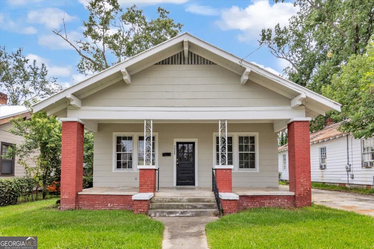 3 bedroom, 1 bathroom, 1,324 sq ft single family residence for rent at 2008 Starnes A, Augusta, GA 30904 for $1,250 a month — photo 1 of 13