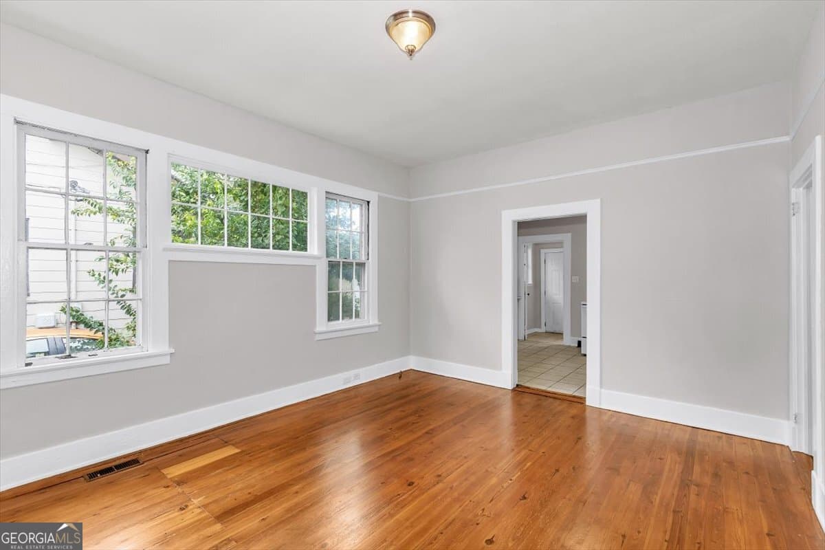 3 bedroom, 1 bathroom, 1,324 sq ft single family residence for rent at 2008 Starnes A, Augusta, GA 30904 for $1,250 a month — photo 4