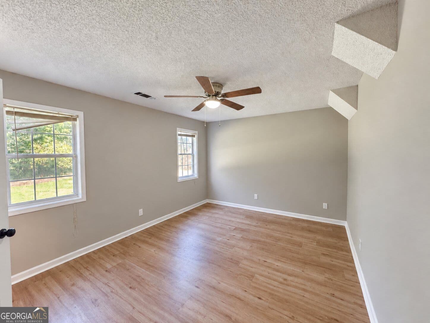 3 bedroom, 2.5 bathroom, 2,160 sq ft single family residence for sale at 3104 Nectar Drive, Powder Springs, GA 30127 — photo 4