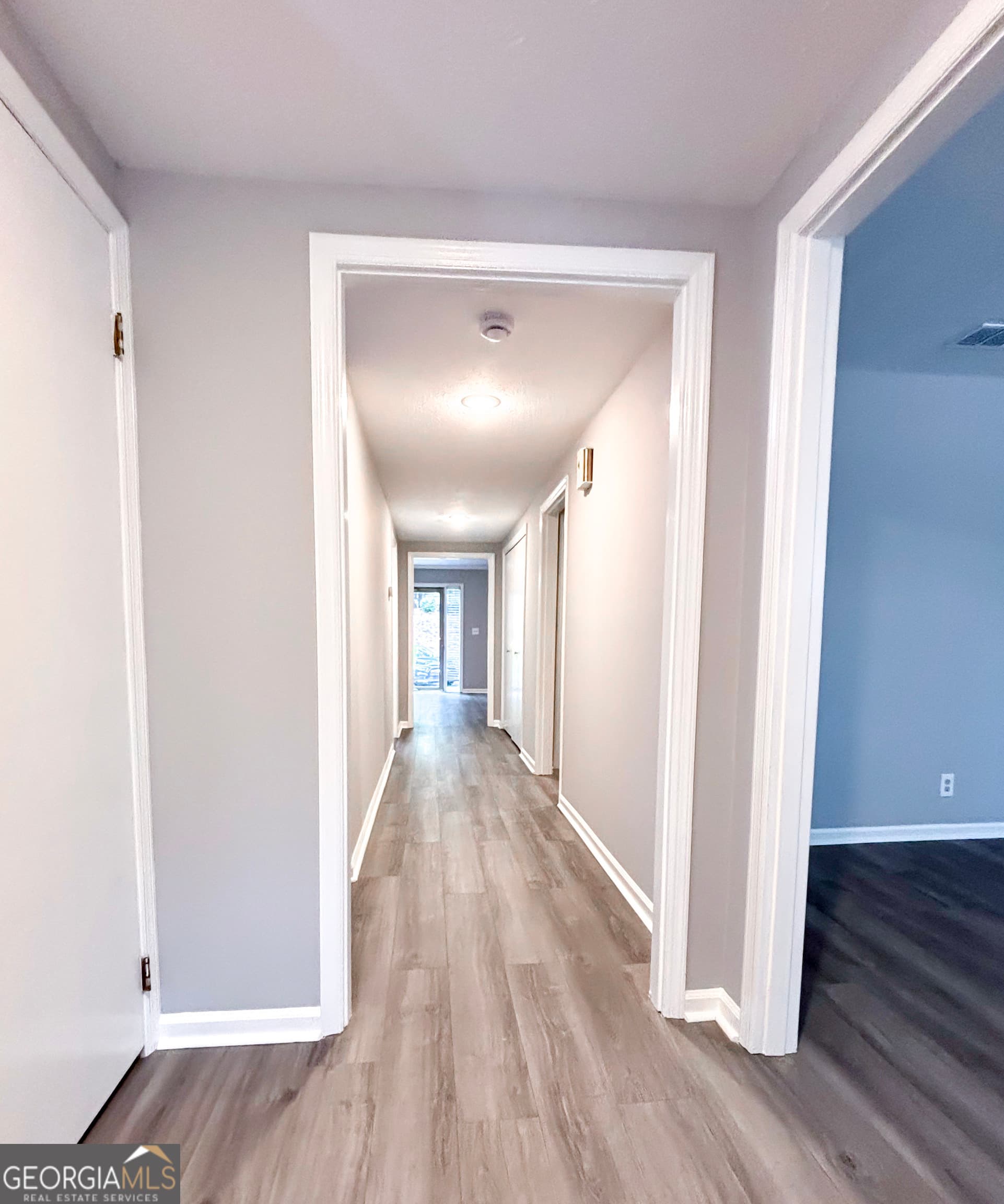 4 bedroom, 2.5 bathroom, 2,565 sq ft condominium for sale at 6101 River Road 26, Columbus, GA 31904 — photo 9