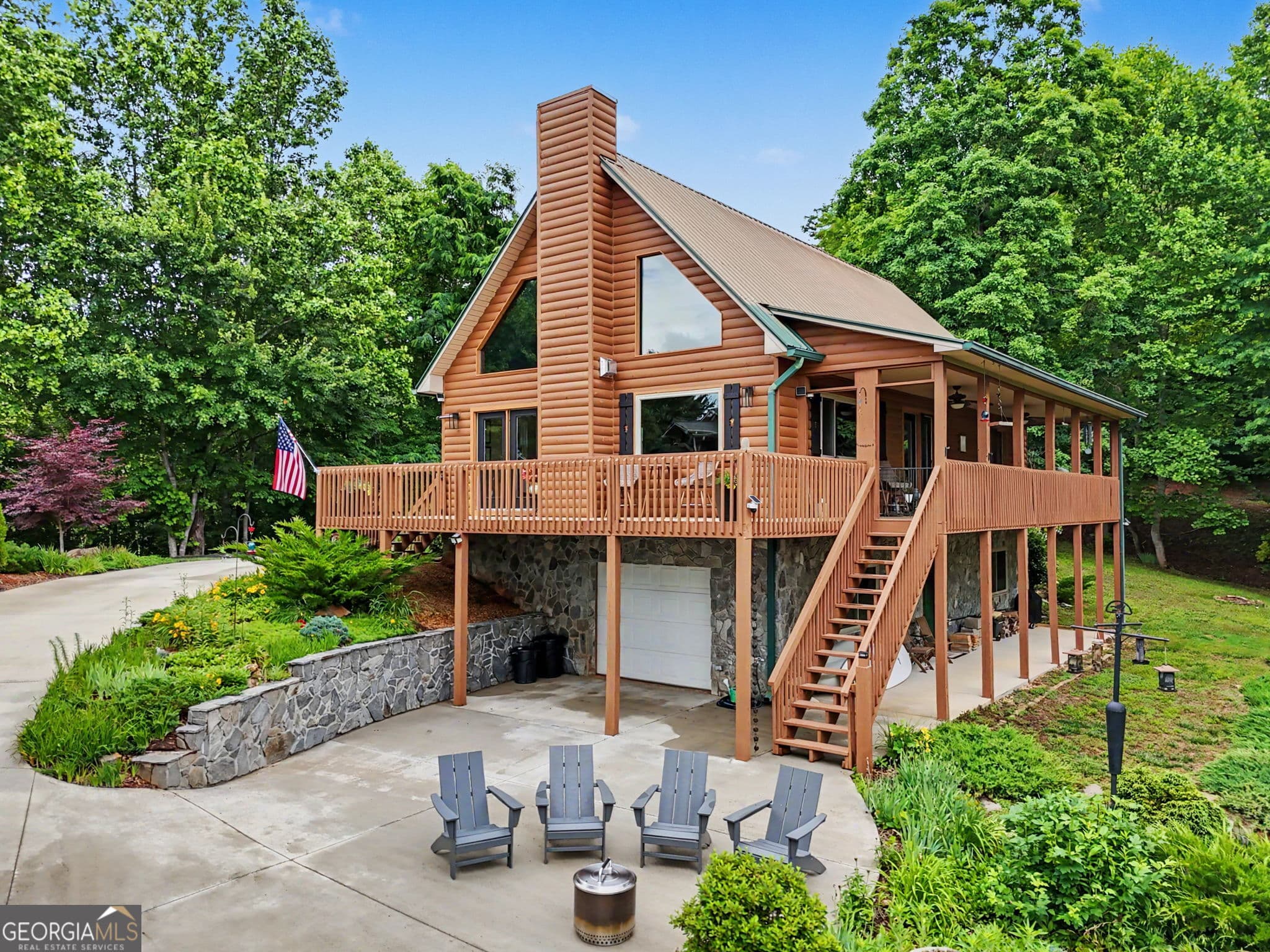 3 bedroom, 3.5 bathroom single family residence sold at 115 Dan Knob Overlook, Hayesville, NC 28904
