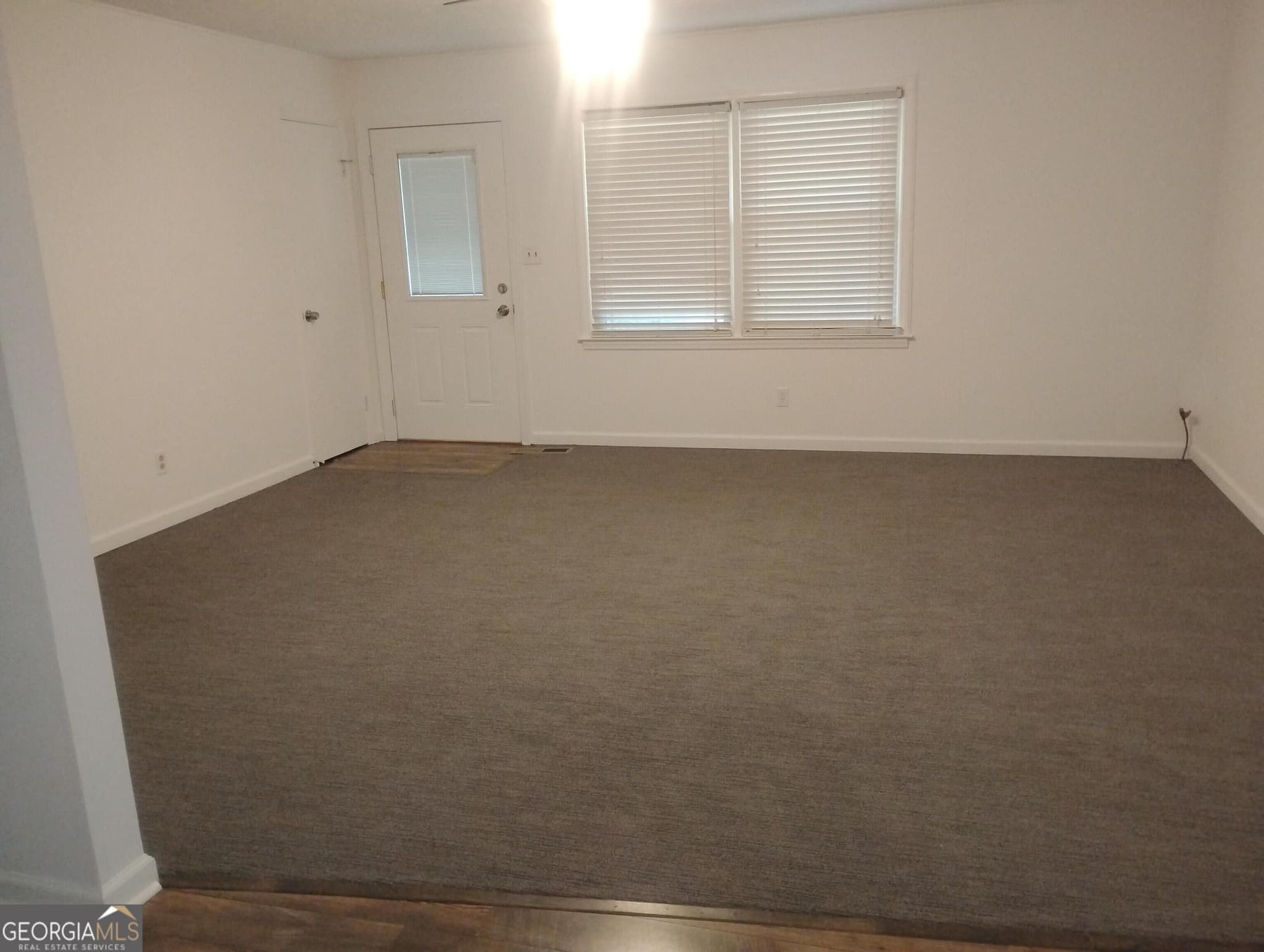 3 bedroom, 1 bathroom, 1,134 sq ft single family residence for sale at 710 E Lanier Avenue, Fayetteville, GA 30214 — photo 7