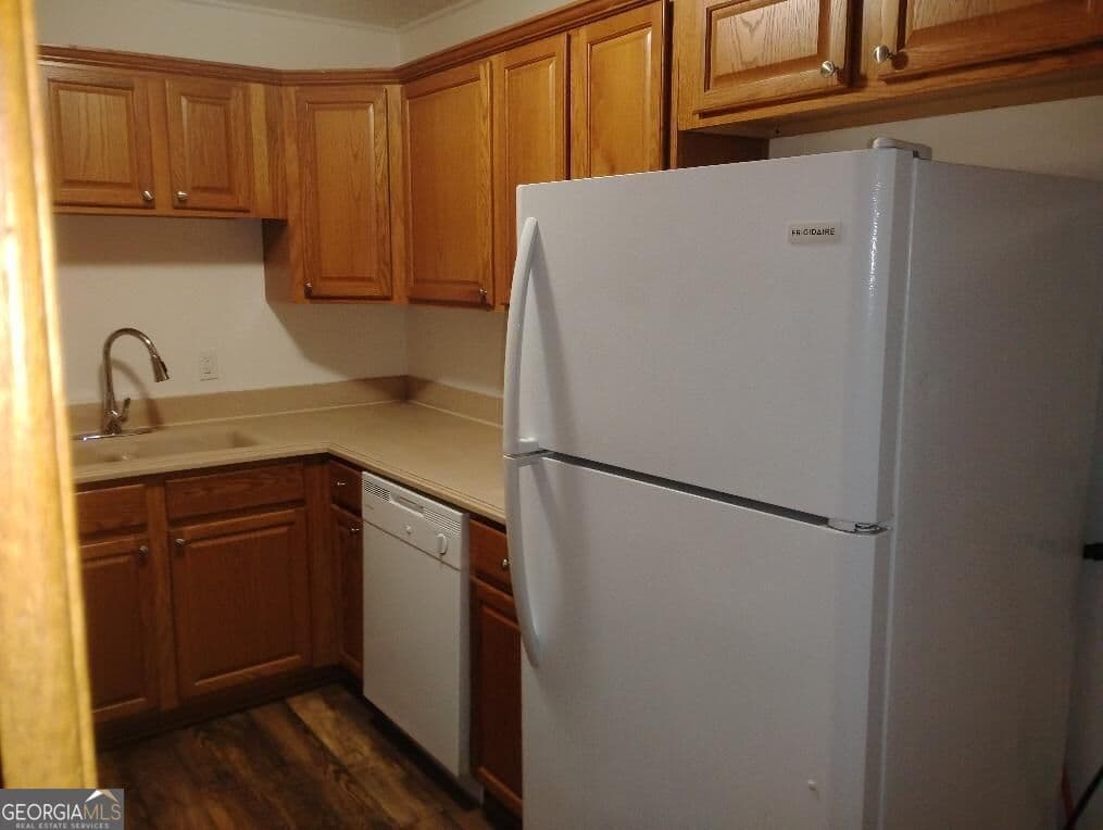 3 bedroom, 1 bathroom, 1,134 sq ft single family residence for sale at 710 E Lanier Avenue, Fayetteville, GA 30214 — photo 5