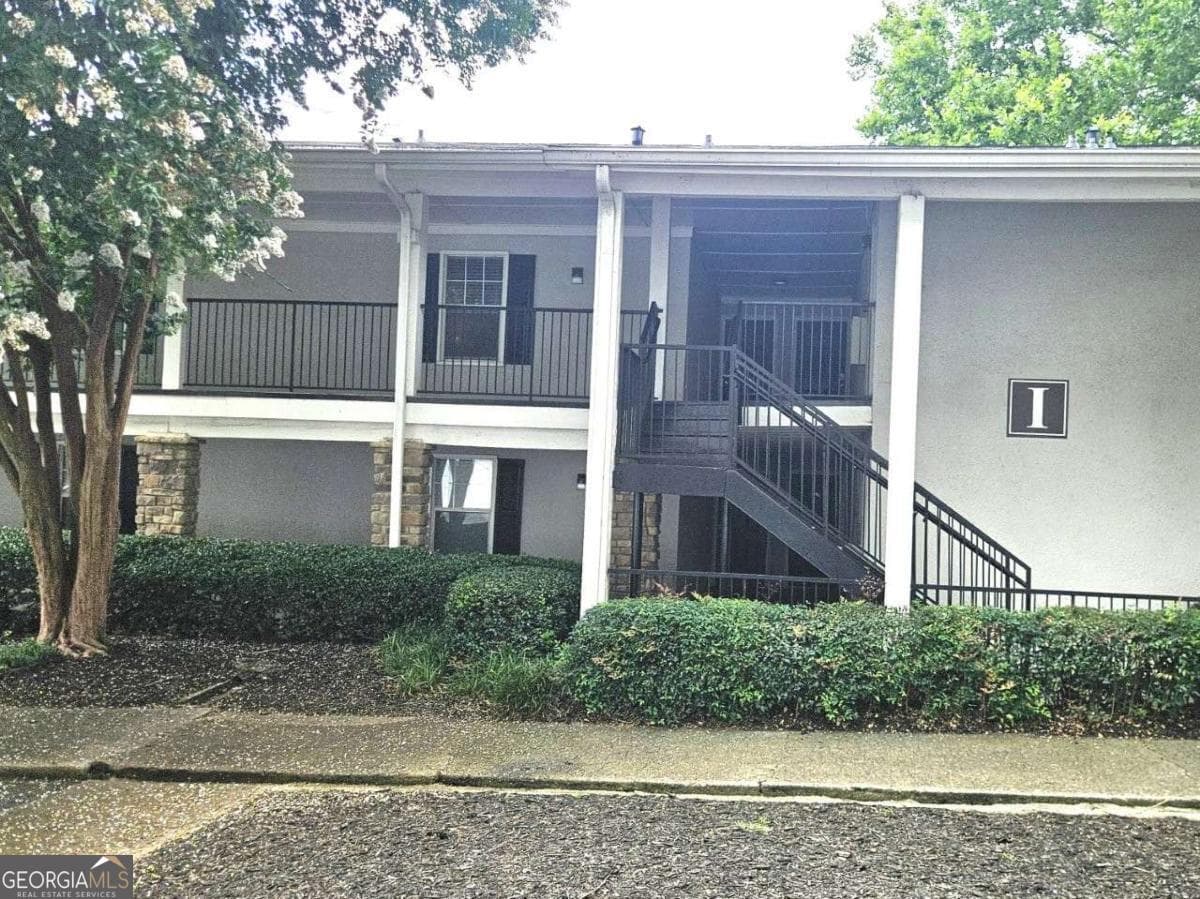 1 bedroom, 1 bathroom, 540 sq ft condominium sold at 1150 Collier Road I15, Atlanta, GA 30318