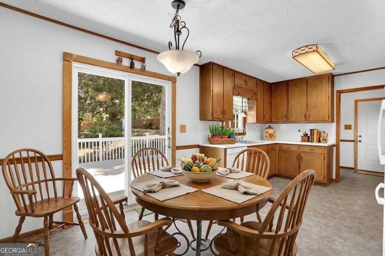 3 bedroom, 2.5 bathroom, 2,272 sq ft single family residence for sale at 1480 Pinyon Place, Lawrenceville, GA 30043 — photo 4