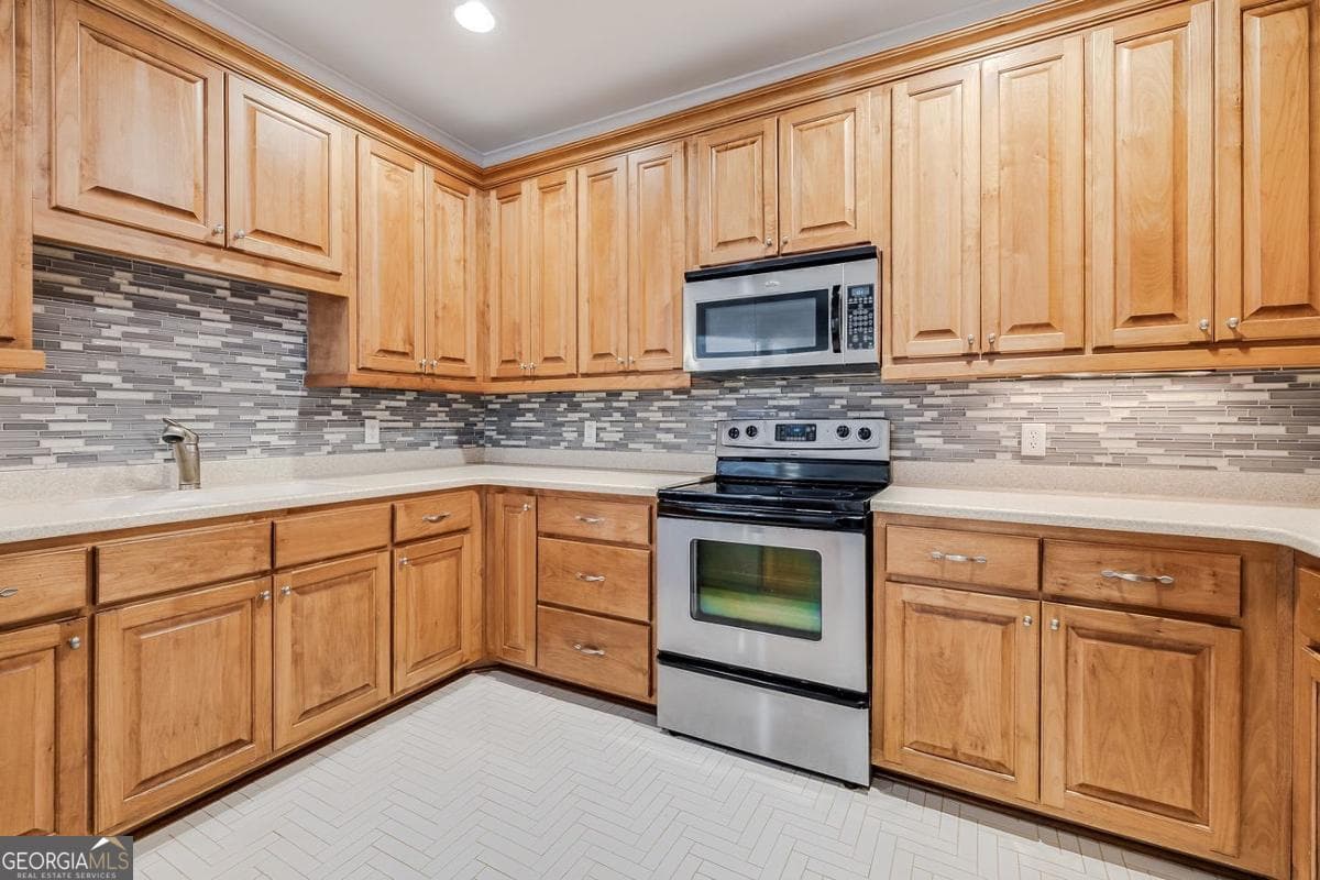 4 bedroom, 2.5 bathroom, 2,991 sq ft single family residence for sale at 22 Wild Heron Villas Road, Savannah, GA 31419 — photo 8