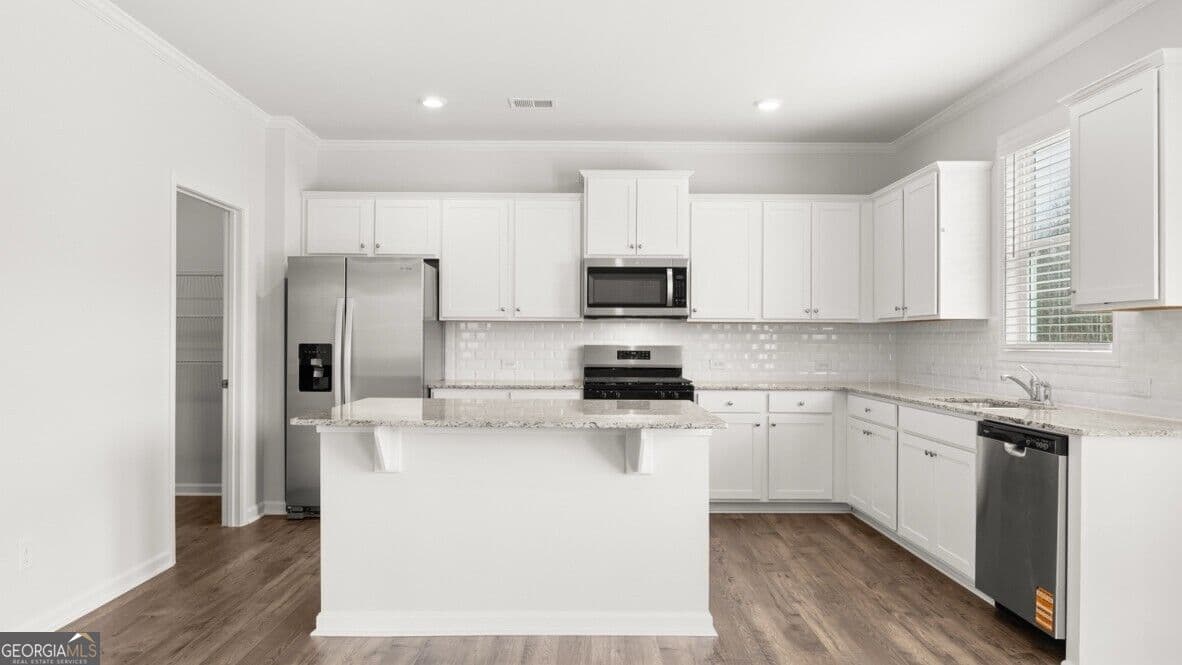 4 bedroom, 2.5 bathroom, 2,804 sq ft single family residence for sale at 88 Thompson Ridge Lane, Dallas, GA 30132 — photo 7