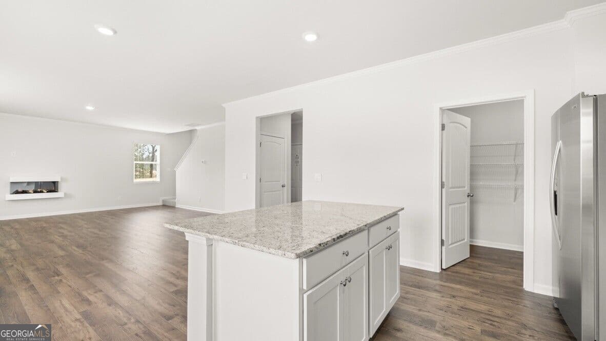 4 bedroom, 2.5 bathroom, 2,804 sq ft single family residence for sale at 88 Thompson Ridge Lane, Dallas, GA 30132 — photo 8