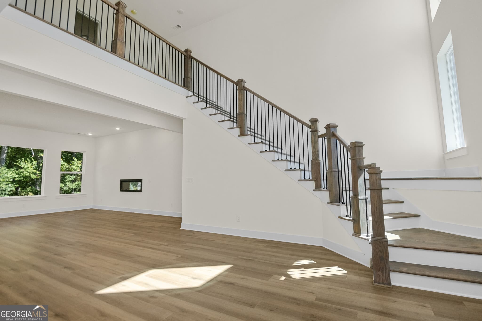5 bedroom, 4 bathroom single family residence for sale at 169 Dawson Creek Lane, Locust Grove, GA 30248 — photo 3