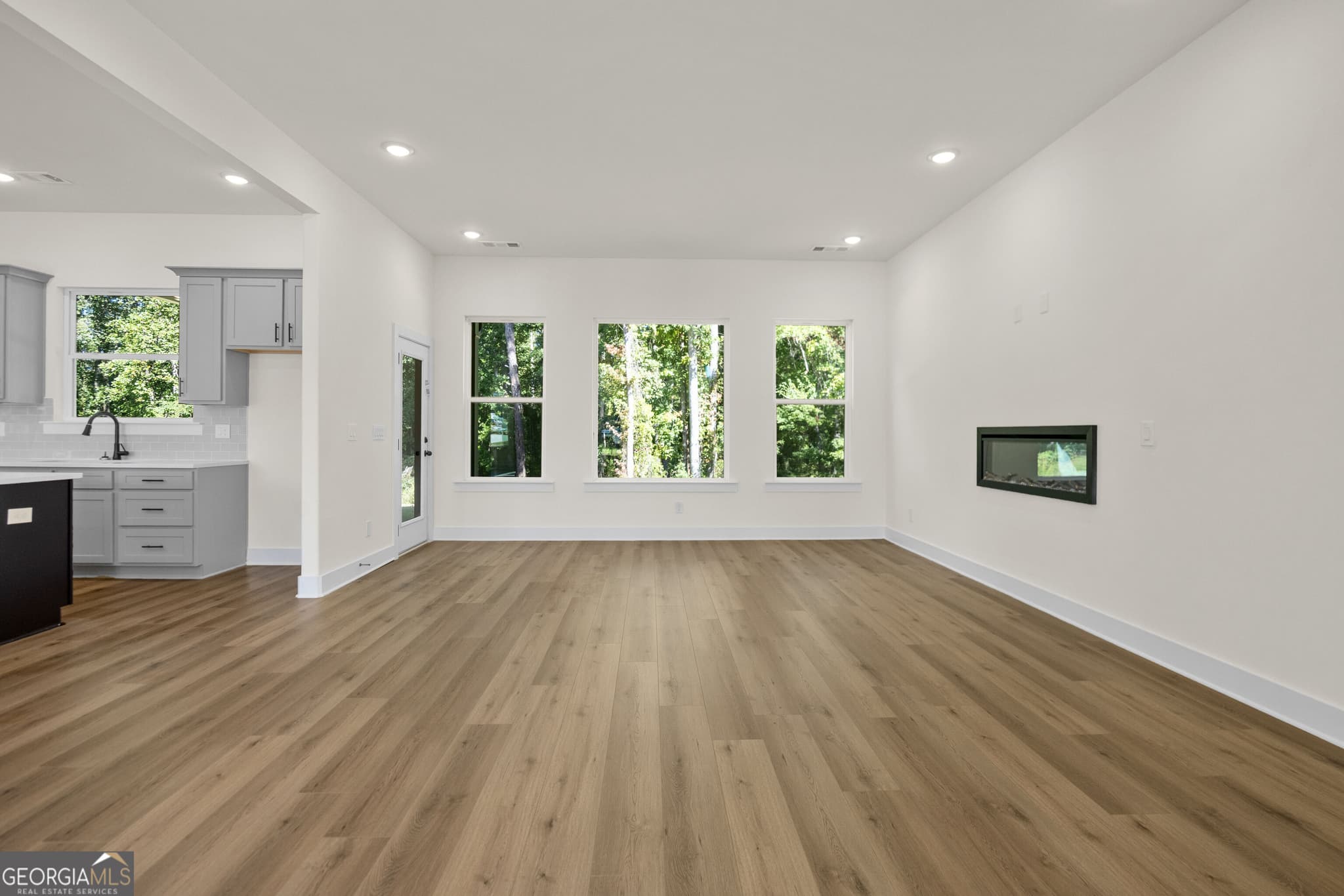 5 bedroom, 4 bathroom single family residence for sale at 169 Dawson Creek Lane, Locust Grove, GA 30248 — photo 5