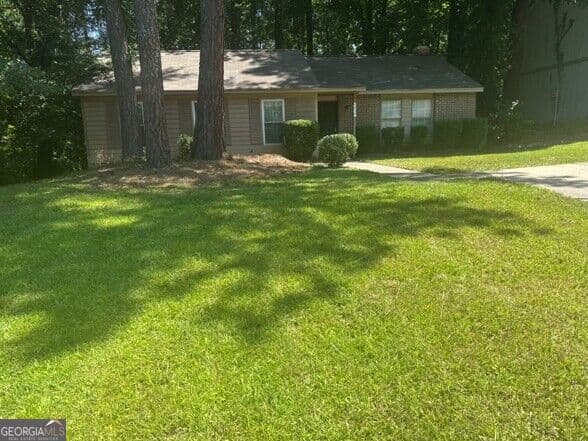 3 bedroom, 2 bathroom, 1,224 sq ft single family residence for sale at 3264 Brisbane Way, Lithonia, GA 30038 — photo 1 of 10