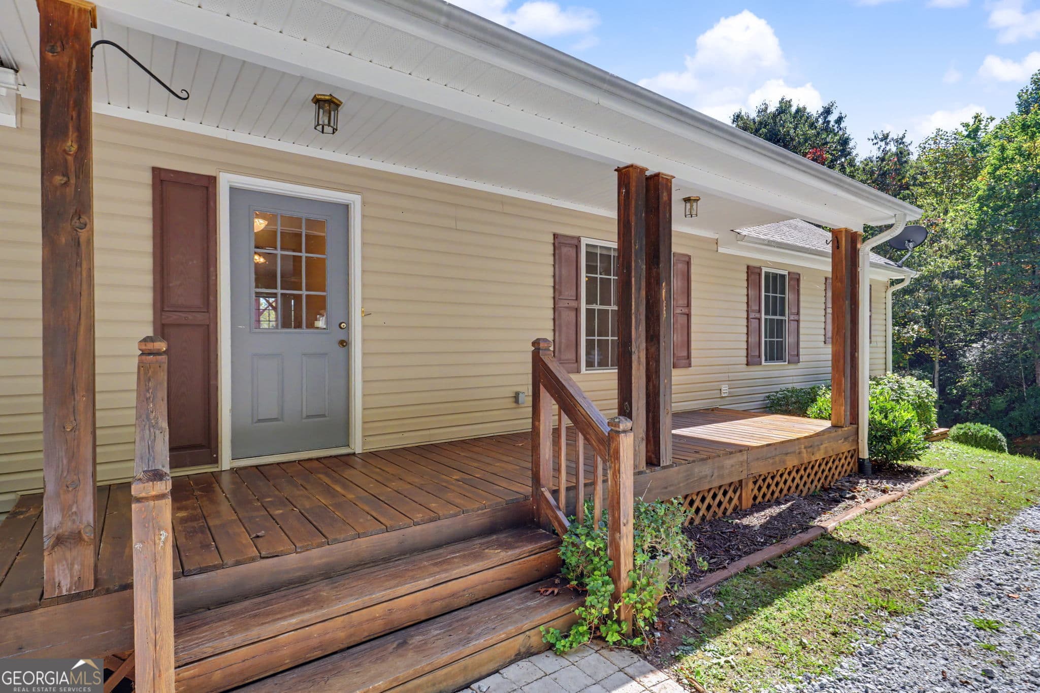 3 bedroom, 3 bathroom, 1,736 sq ft single family residence for sale at 49 Vine Hill Lane, Clayton, GA 30525 — photo 6