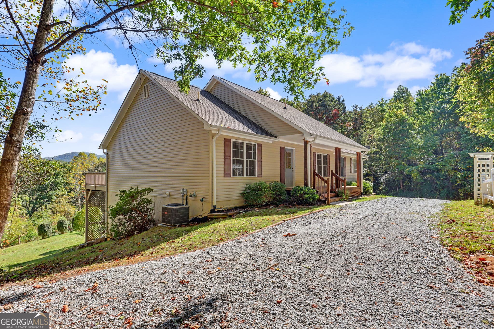 3 bedroom, 3 bathroom, 1,736 sq ft single family residence for sale at 49 Vine Hill Lane, Clayton, GA 30525 — photo 5