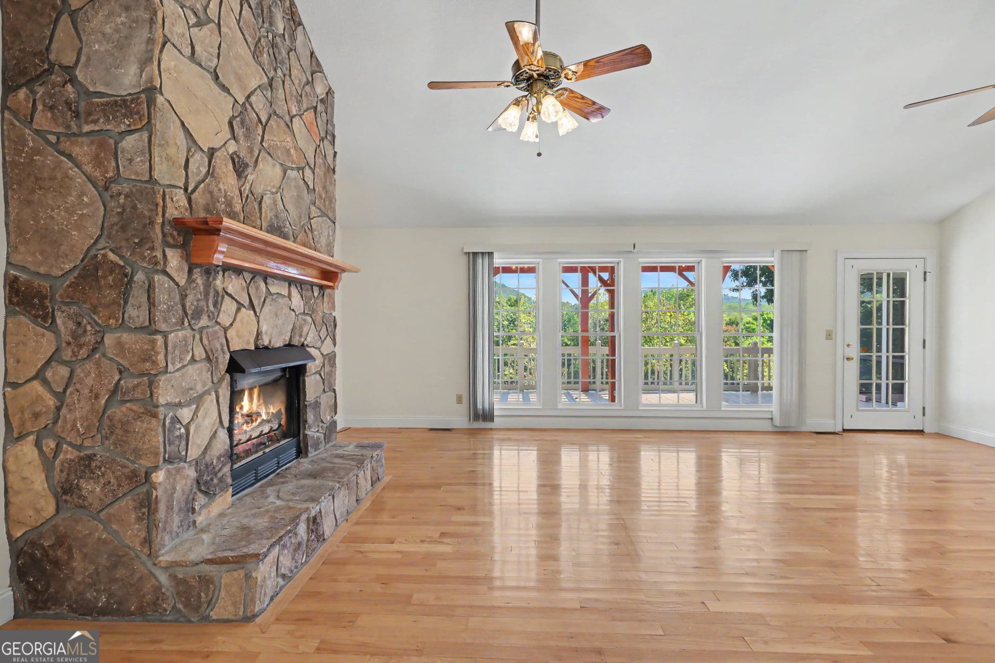 3 bedroom, 3 bathroom, 1,736 sq ft single family residence for sale at 49 Vine Hill Lane, Clayton, GA 30525 — photo 8