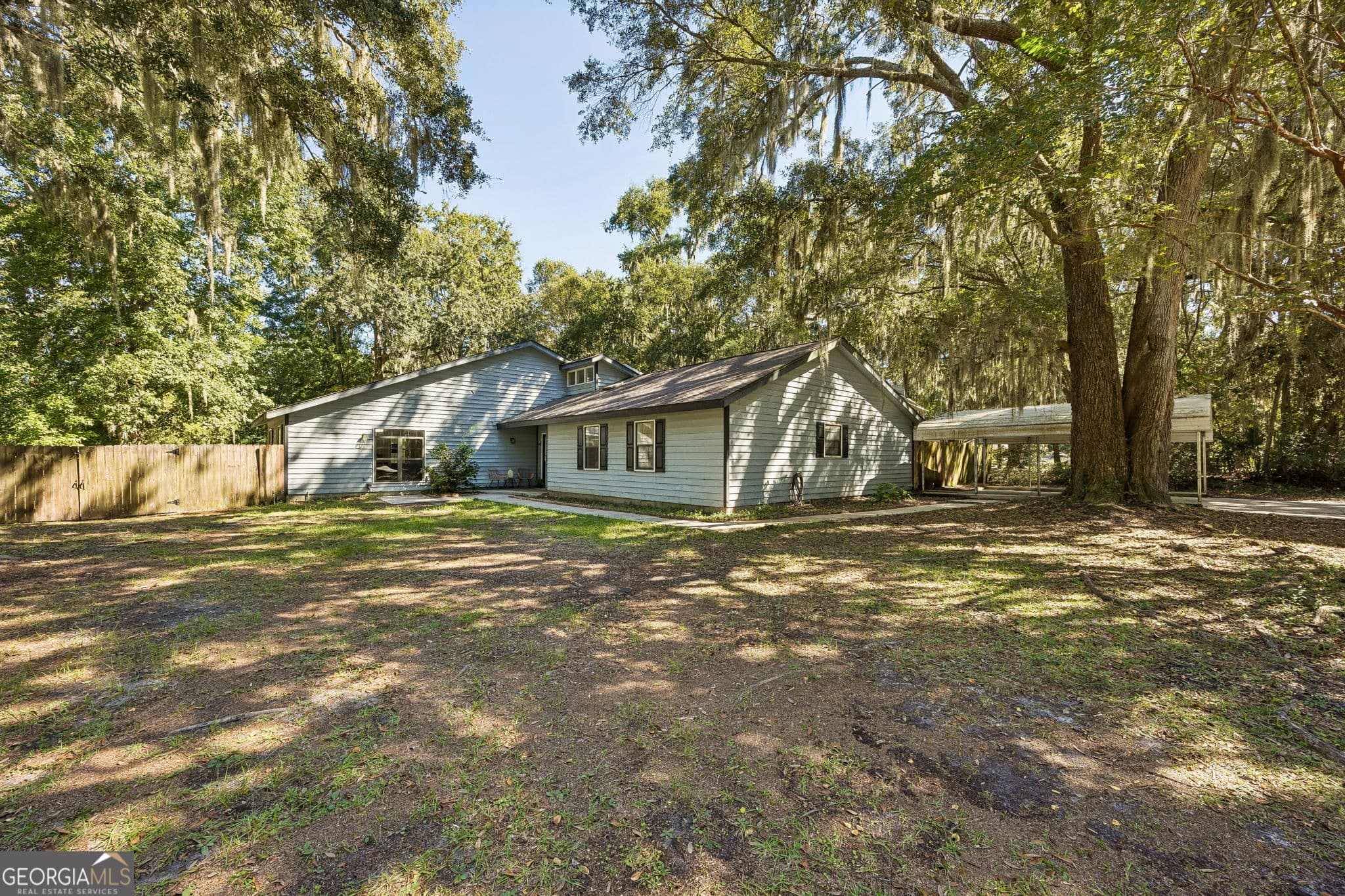 4 bedroom, 2.5 bathroom, 2,131 sq ft single family residence for sale at 35 Live Oak Lane, St. Marys, GA 31558 — photo 4
