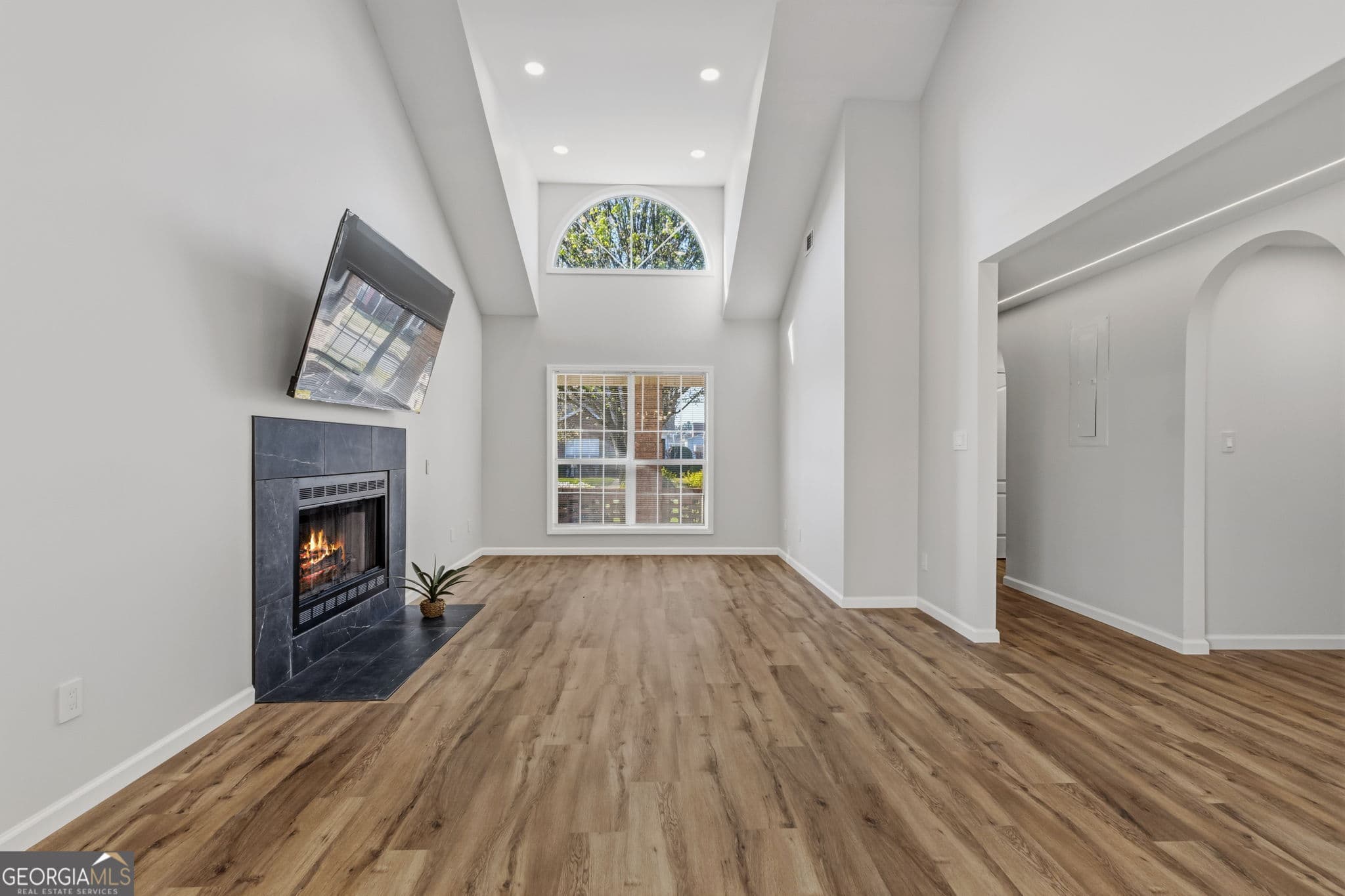 3 bedroom, 2 bathroom, 2,543 sq ft single family residence for sale at 87 Park Lane, Warner Robins, GA 31093 — photo 8