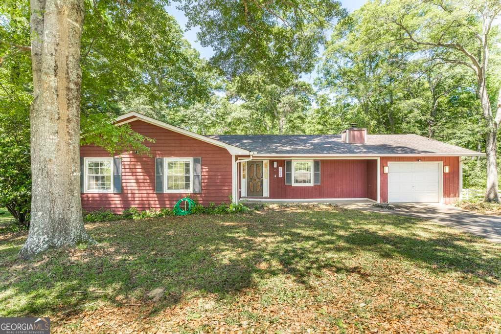 3 bedroom, 2 bathroom, 1,836 sq ft single family residence sold at 228 Lake Placid Drive, Bonaire, GA 31005