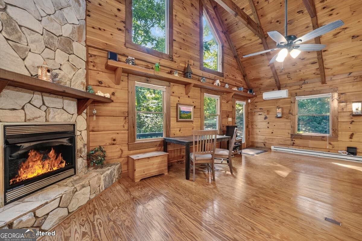 2 bedroom, 3 bathroom, 1,524 sq ft cabin,single family residence for sale at 245 Sunrise Valley Road, Blue Ridge, GA 30513 — photo 6