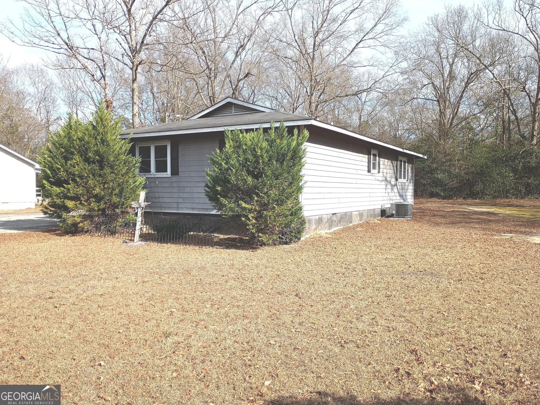 4 bedroom, 2 bathroom, 1,803 sq ft single family residence for sale at 518 Cooley Drive, Sandersville, GA 31082 — photo 6