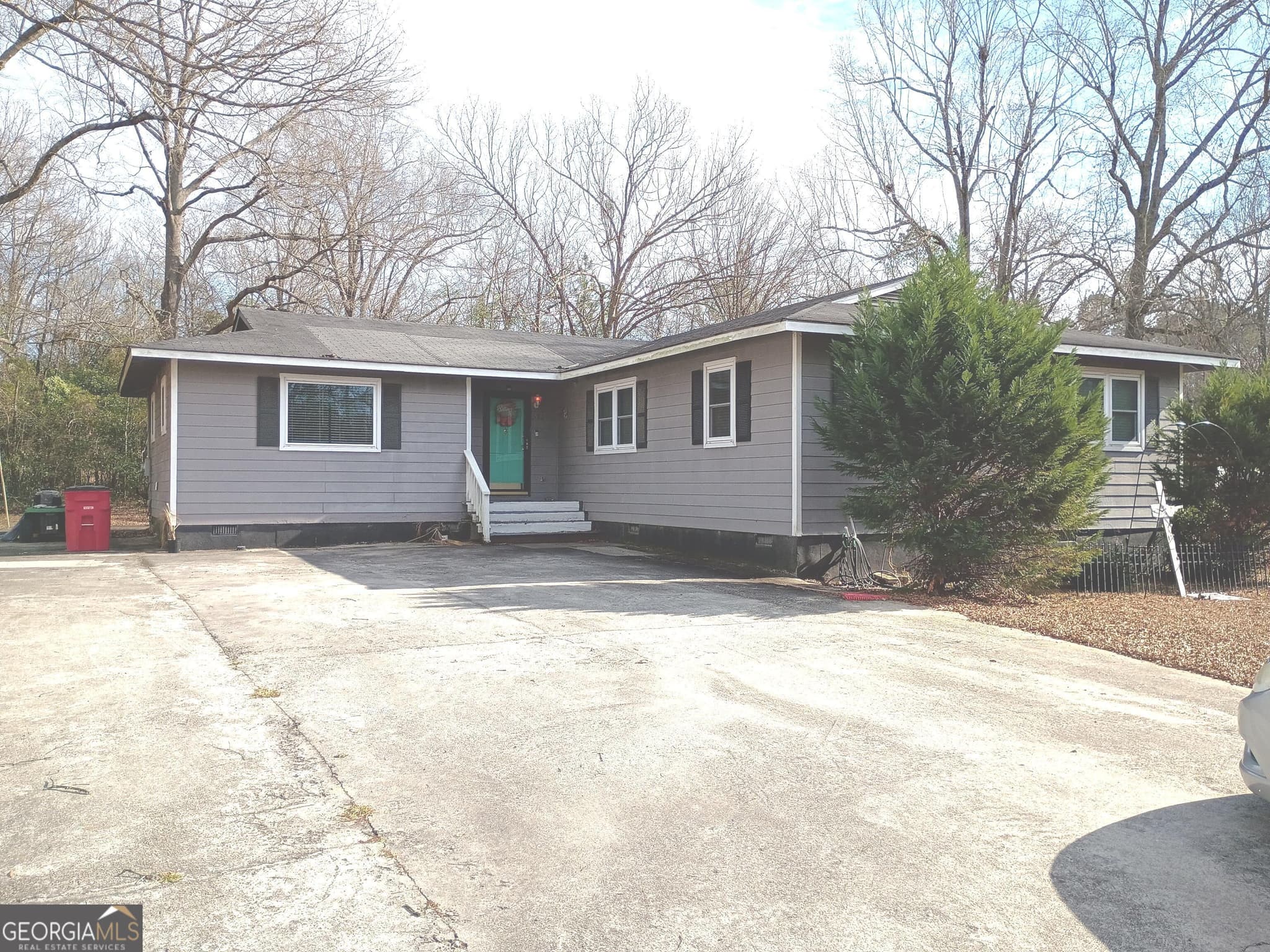4 bedroom, 2 bathroom, 1,803 sq ft single family residence for sale at 518 Cooley Drive, Sandersville, GA 31082 — photo 1 of 35