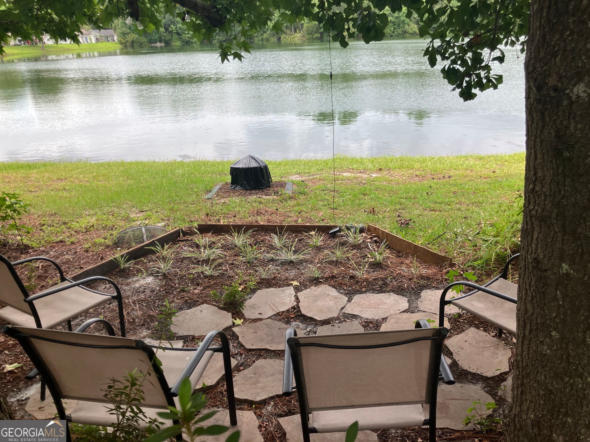 2 bedroom, 2.5 bathroom, 1,453 sq ft townhouse for sale at 107 E Lakemont Drive, Kingsland, GA 31548 — photo 5