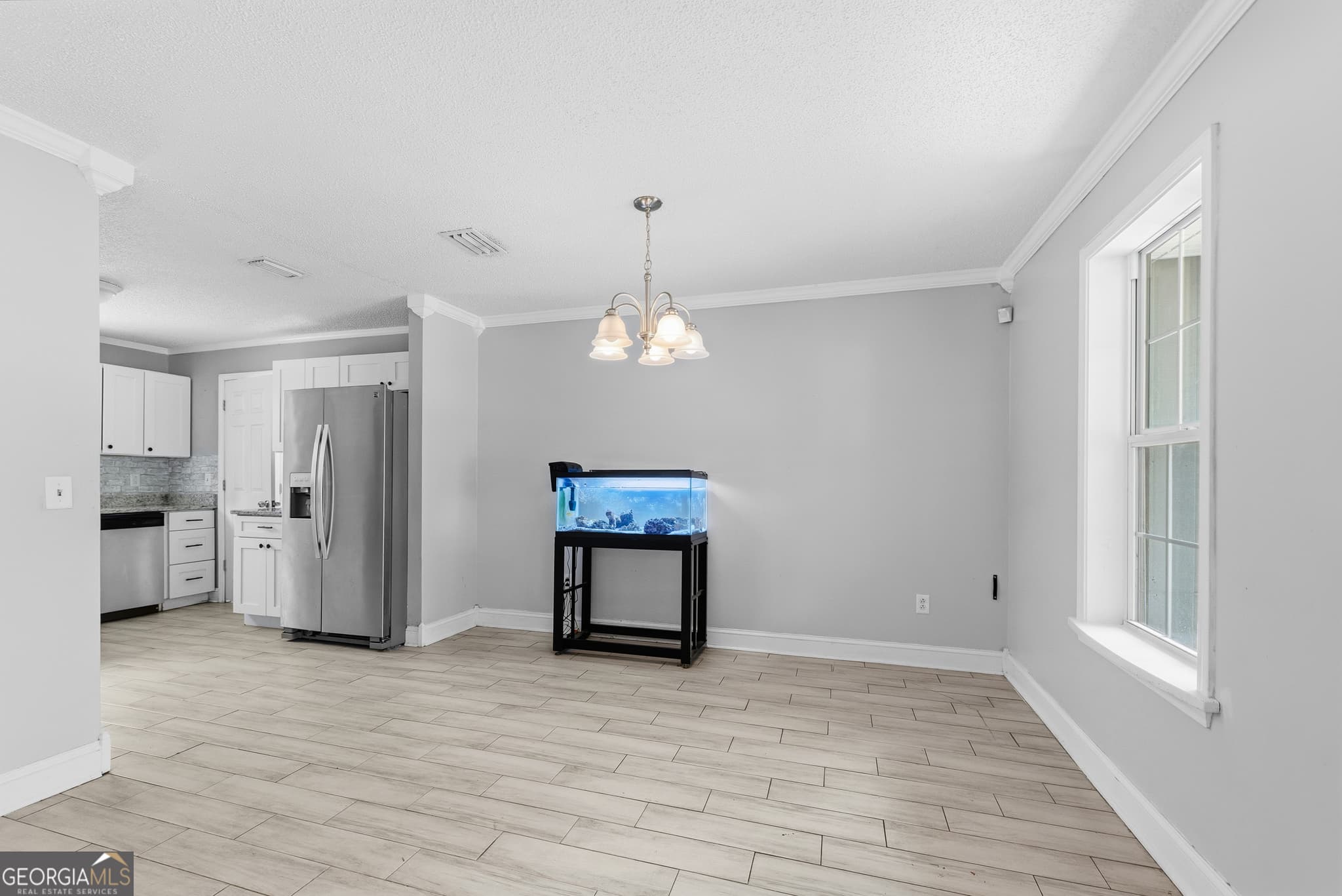 4 bedroom, 2 bathroom, 1,580 sq ft single family residence under contract at 203 Tiffany Circle, St. Marys, GA 31558 — photo 8