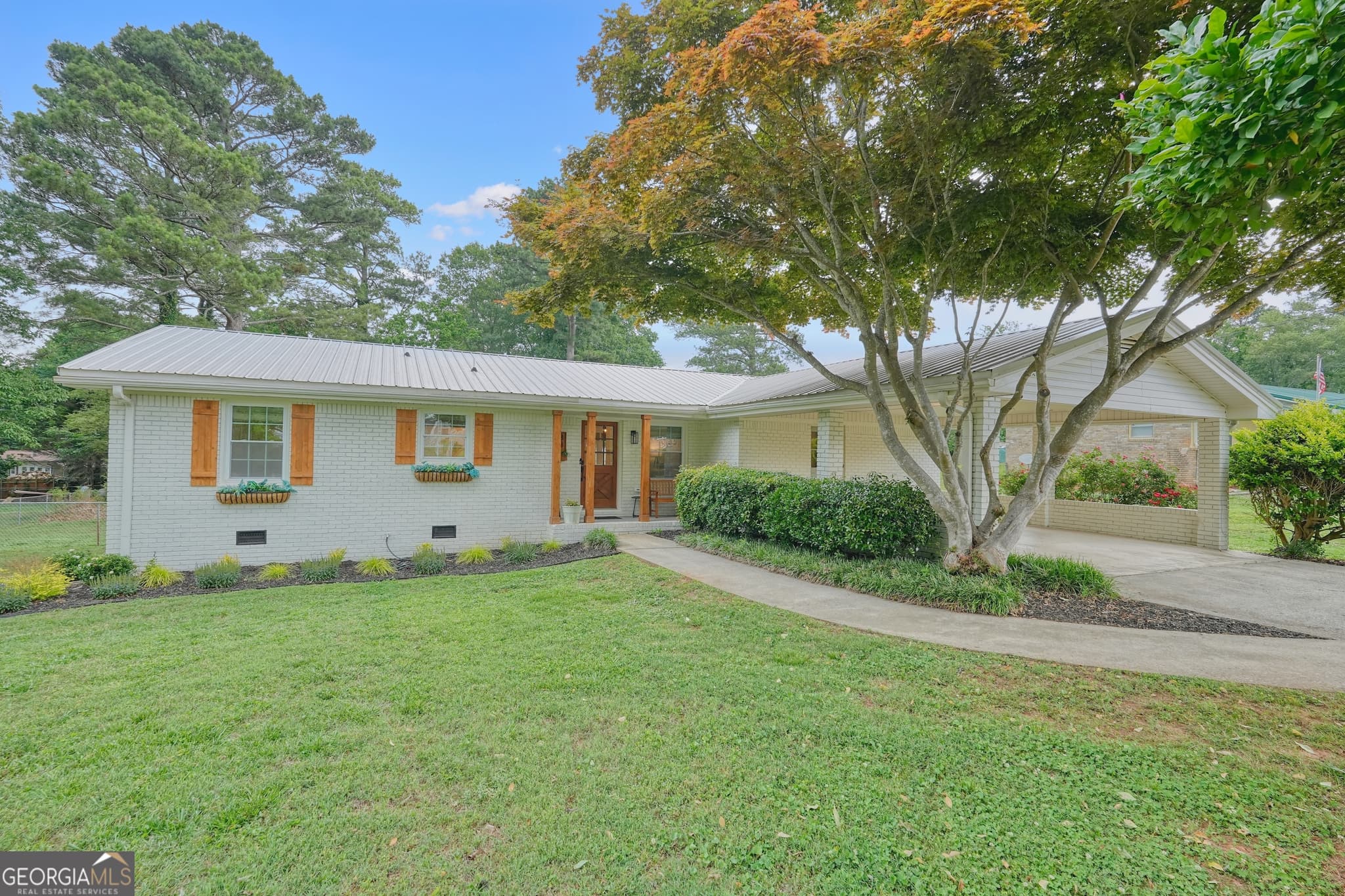 3 bedroom, 2 bathroom, 1,500 sq ft single family residence sold at 83 Donna Lane, Dallas, GA 30157
