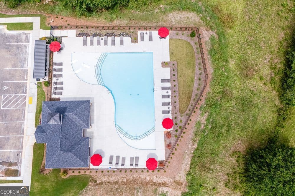 4 bedroom, 3.5 bathroom, 2,779 sq ft single family residence for sale at 1644 Fawlocke Run, Loganville, GA 30052 — photo 6