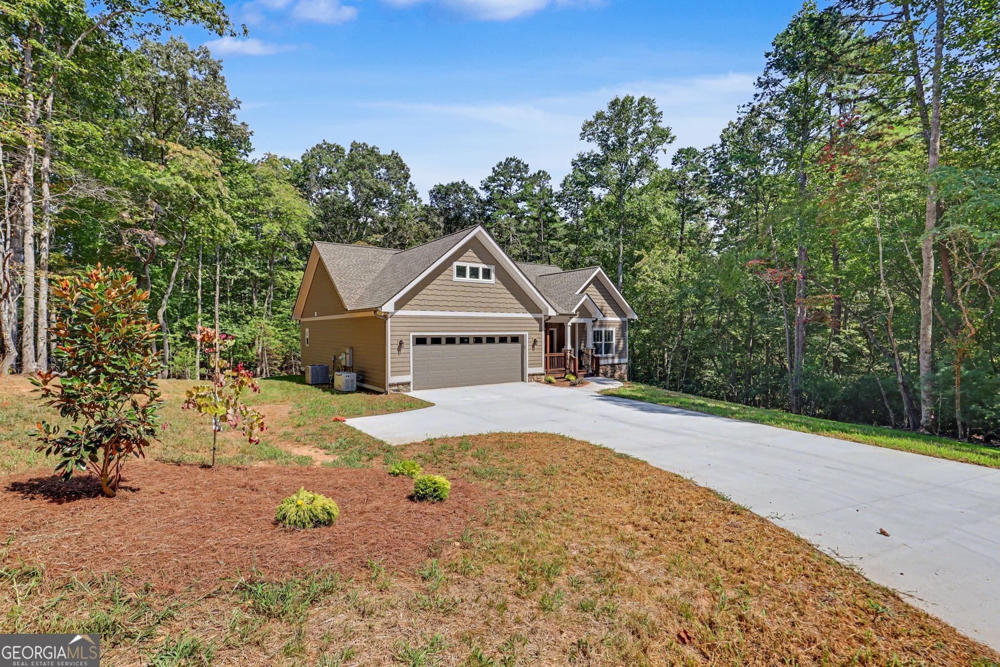 2 bedroom, 2 bathroom, 1,443 sq ft single family residence for sale at 329 Hawks Nest Drive, Blairsville, GA 30512 — photo 3