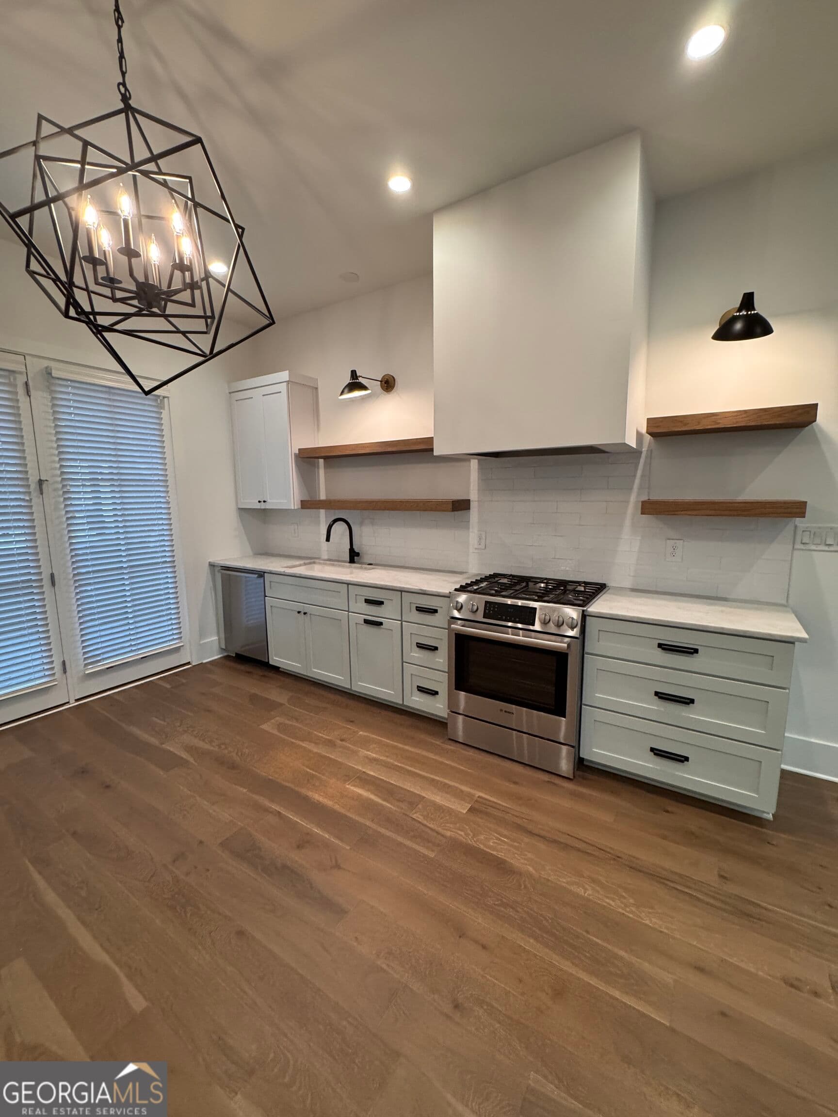 4 bedroom, 2.5 bathroom, 1,728 sq ft townhouse for rent at 150 Glasgow Lane, Fayetteville, GA 30214 for $3,950 a month — photo 9