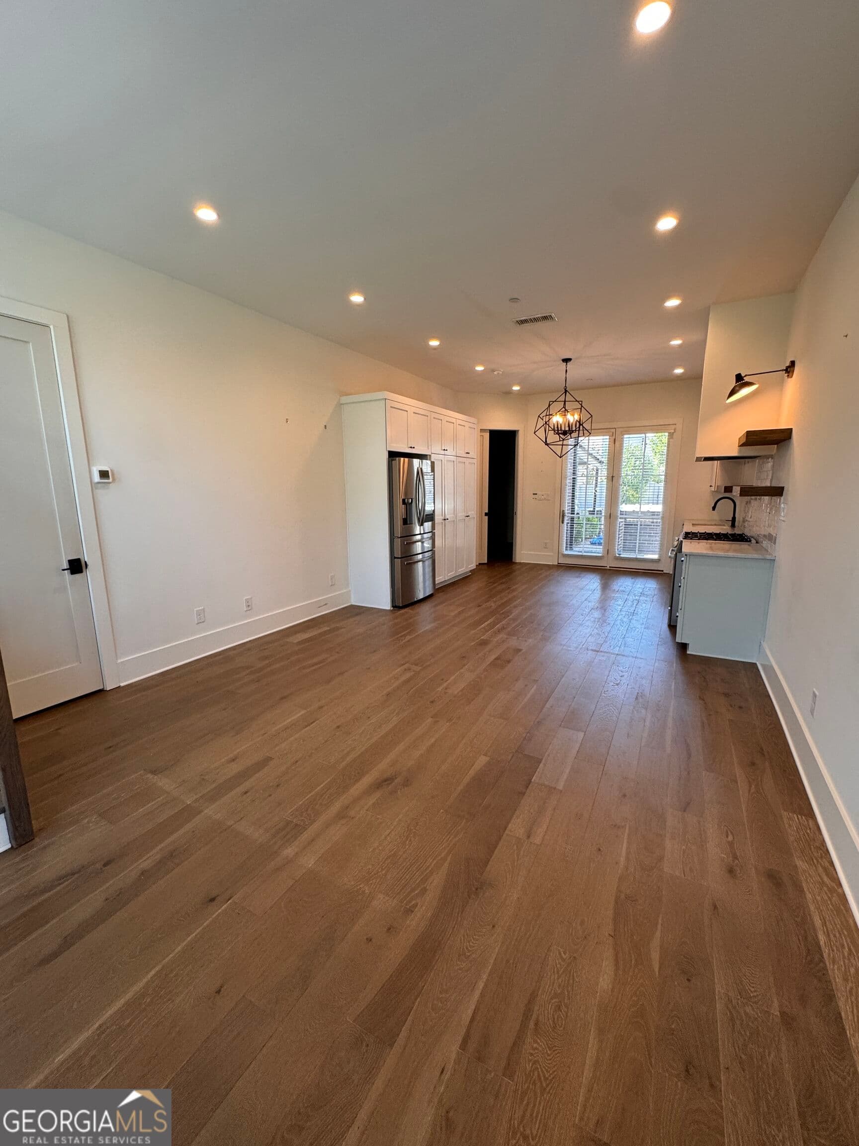 4 bedroom, 2.5 bathroom, 1,728 sq ft townhouse for rent at 150 Glasgow Lane, Fayetteville, GA 30214 for $3,950 a month — photo 8