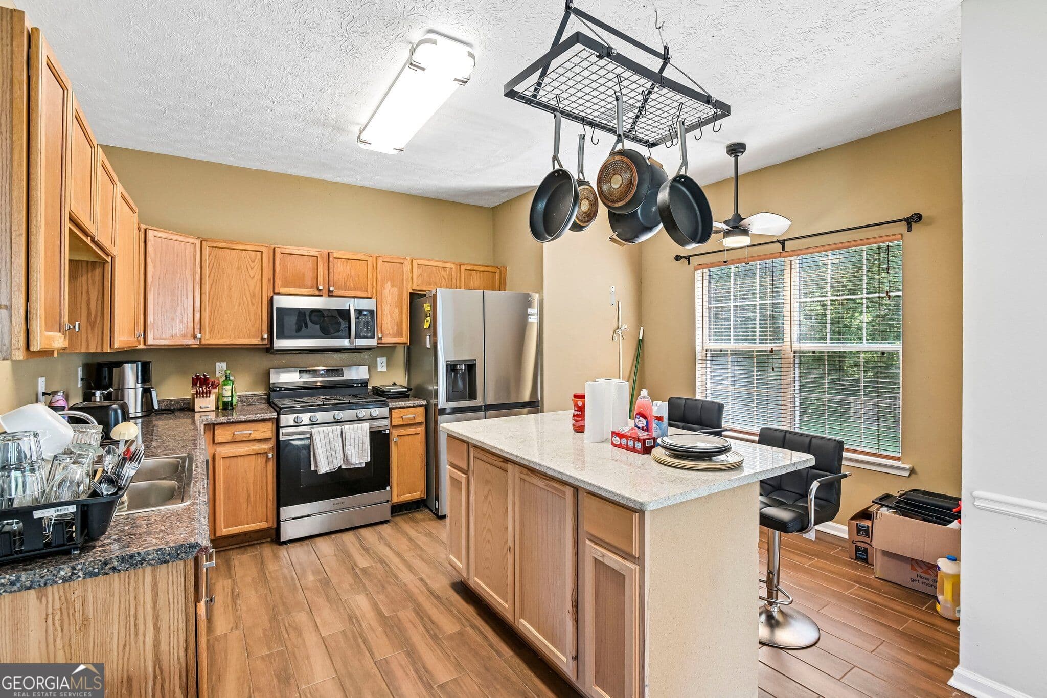 3 bedroom, 2.5 bathroom, 2,062 sq ft single family residence for sale at 1117 W Shore Drive, Riverdale, GA 30296 — photo 7