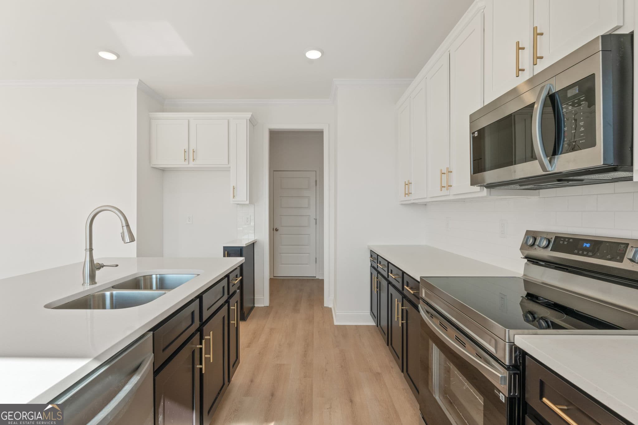 4 bedroom, 2.5 bathroom, 2,626 sq ft single family residence for sale at 3996 Lockaby Way, Lawrenceville, GA 30044 — photo 9