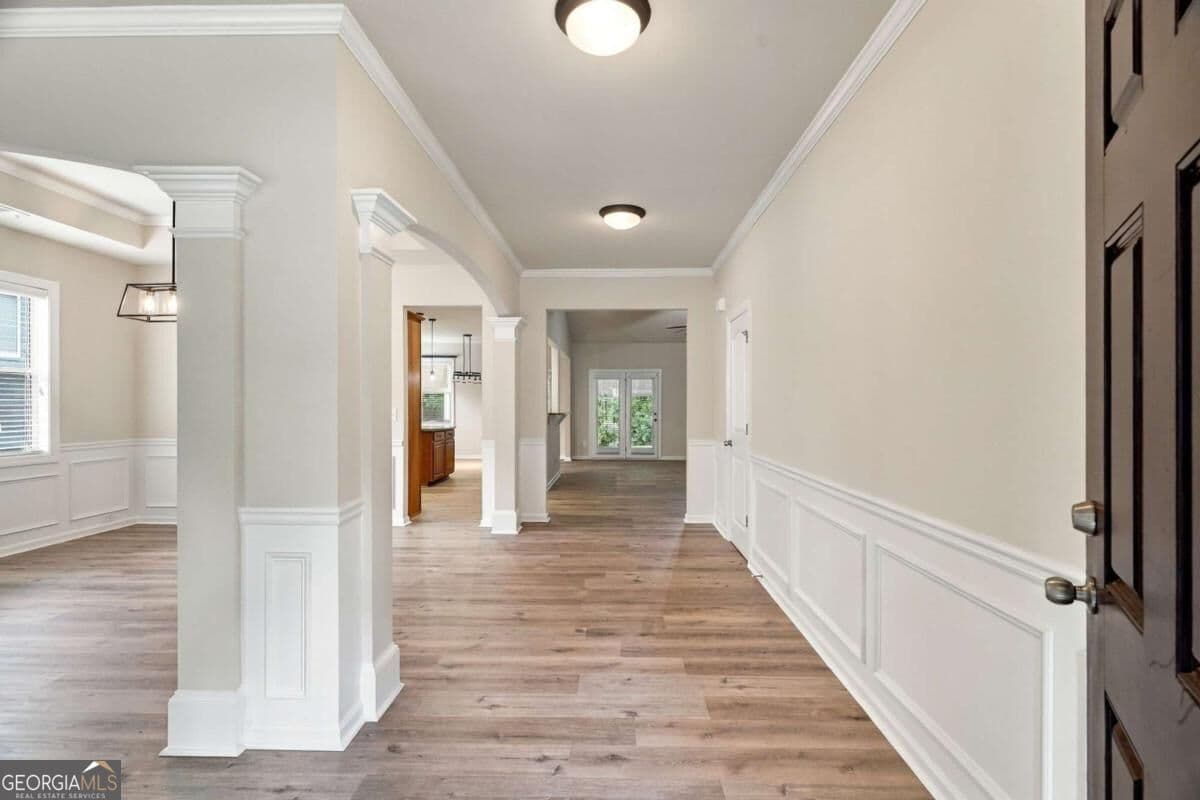 4 bedroom, 2.5 bathroom, 2,735 sq ft single family residence for sale at 3026 Levinshire Way, Dacula, GA 30019 — photo 3